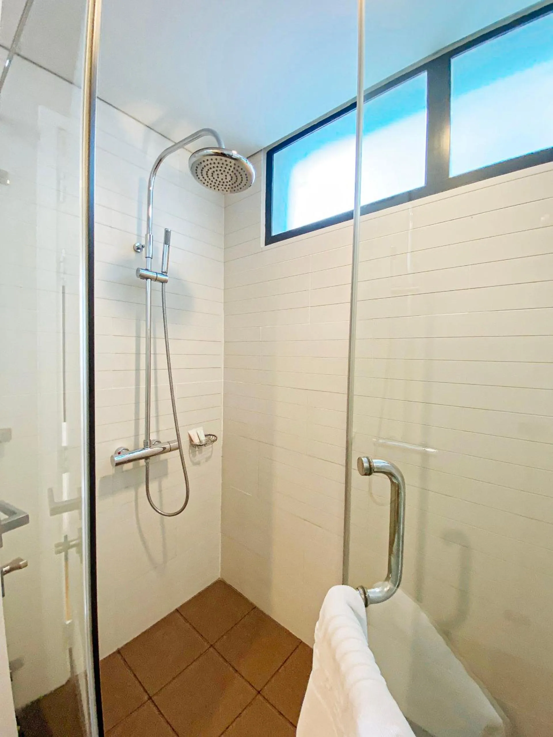 Bathroom in My Way Hotel & Residence Ha Noi