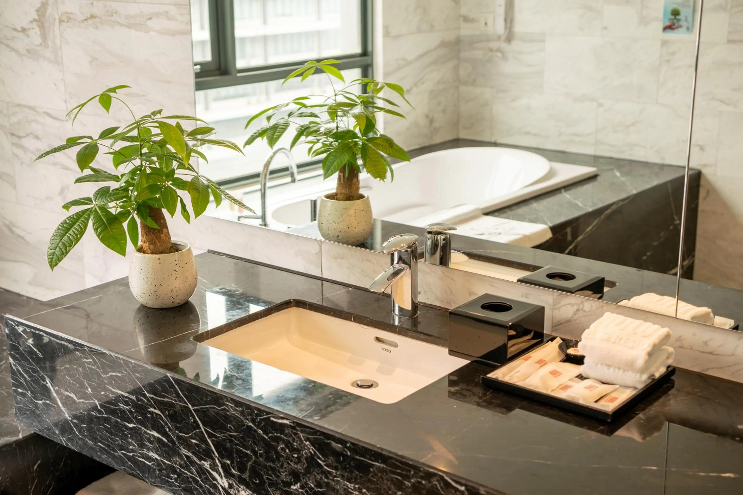 Bathroom in My Way Hotel & Residence Ha Noi