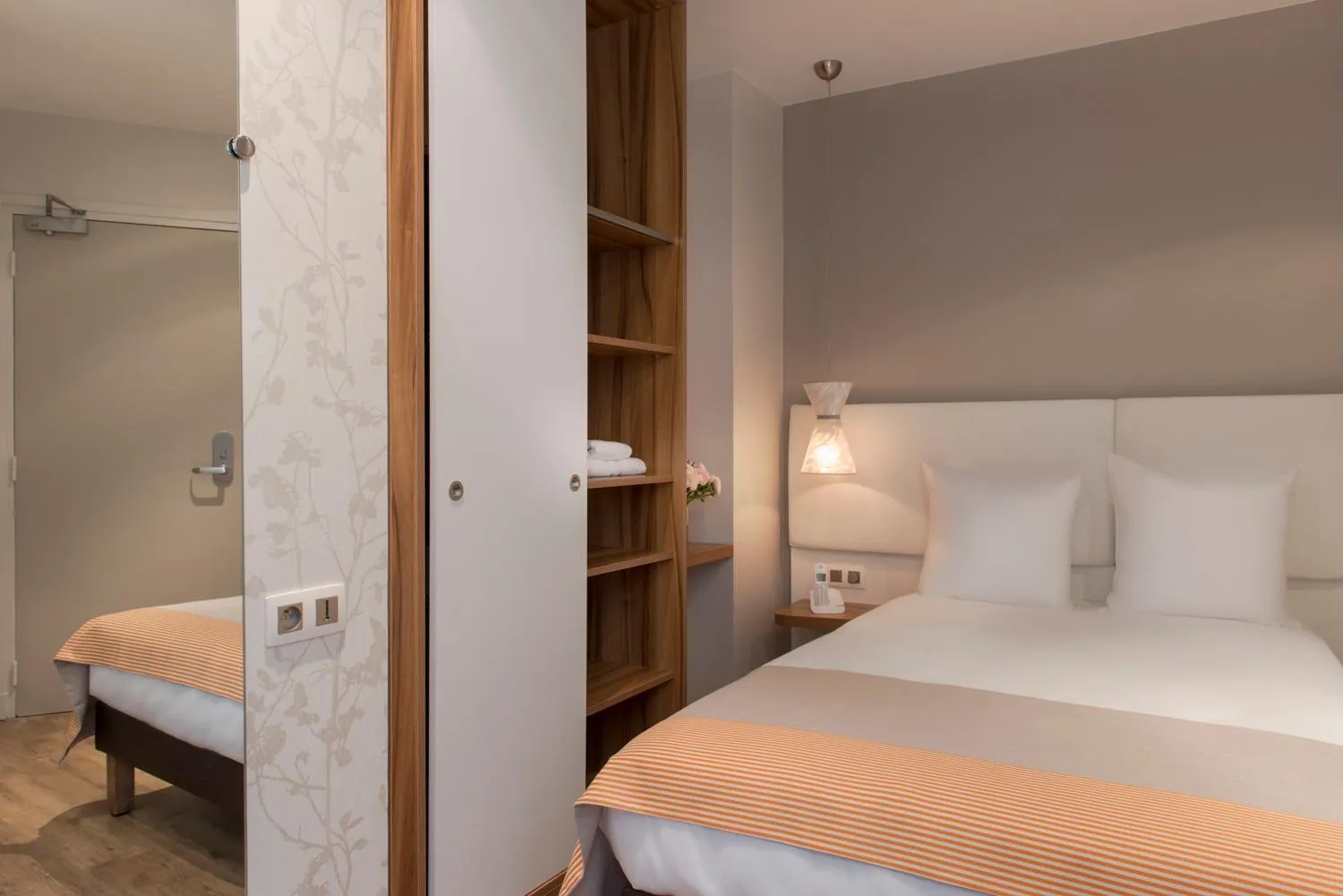 Bed in Hotel Magenta 38 by Happyculture