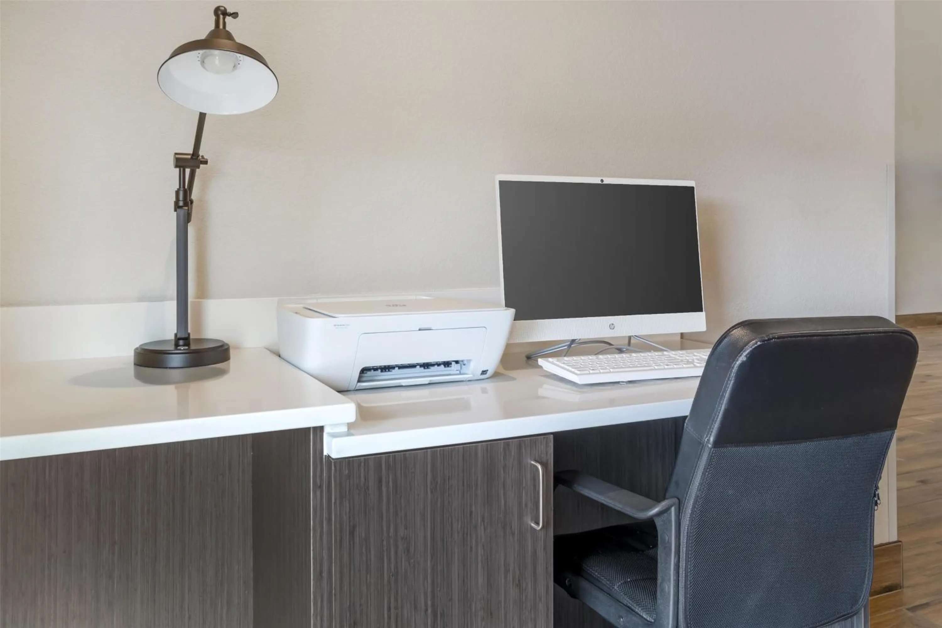 Business facilities in Best Western Plus Elizabethtown Inn & Suites