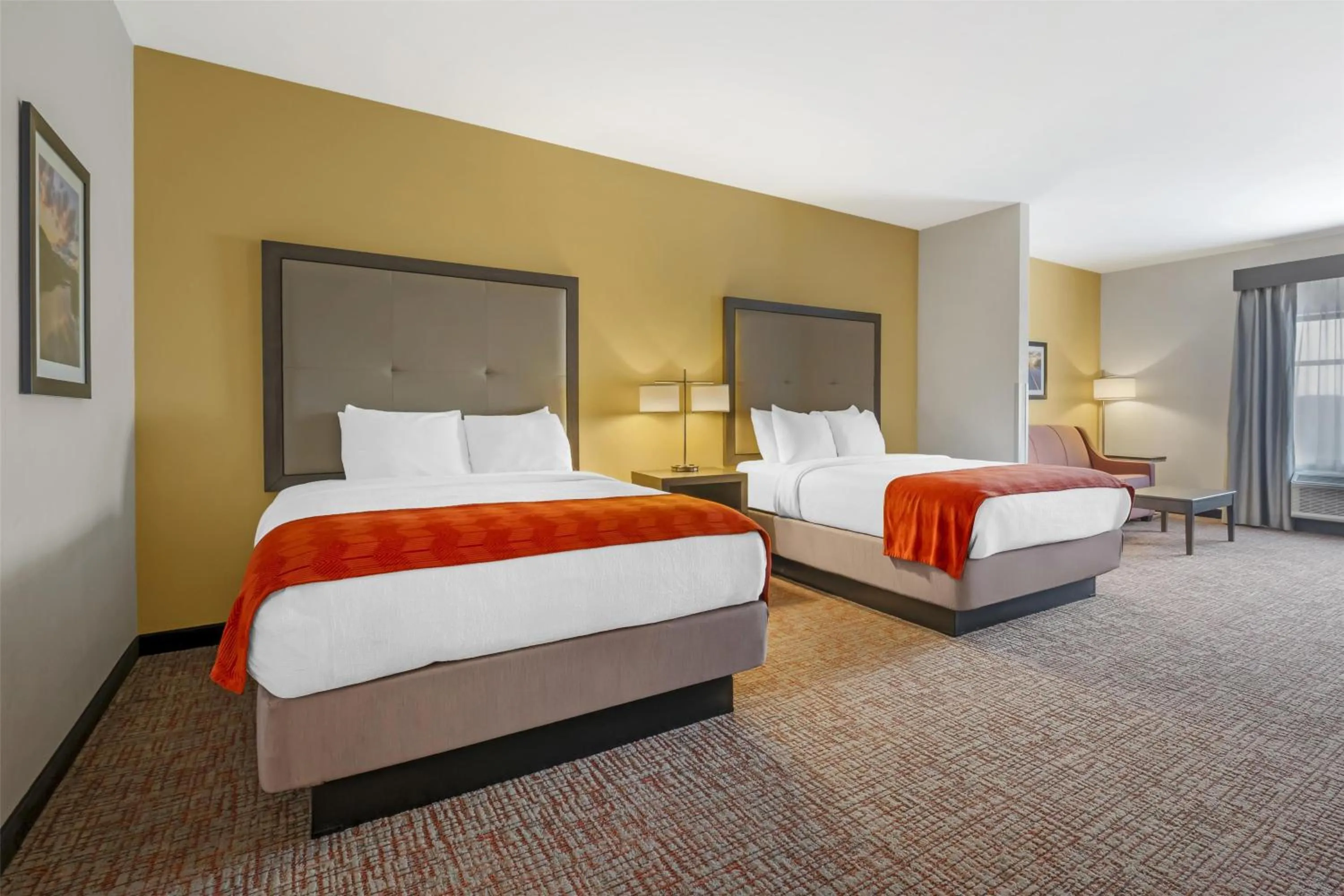 Bedroom, Bed in Best Western Plus Elizabethtown Inn & Suites