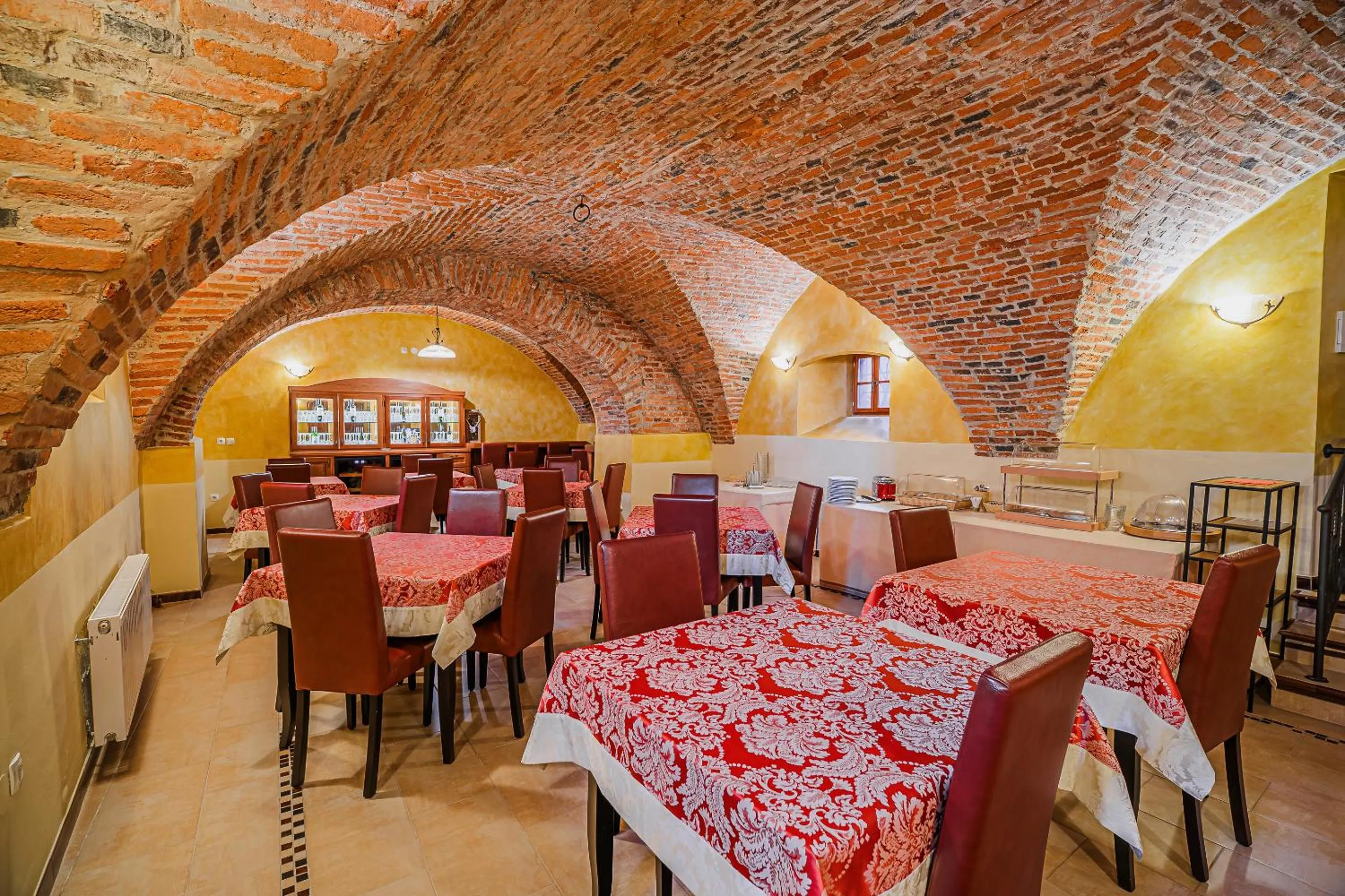 Restaurant/places to eat in Bed & Breakfast Šilak