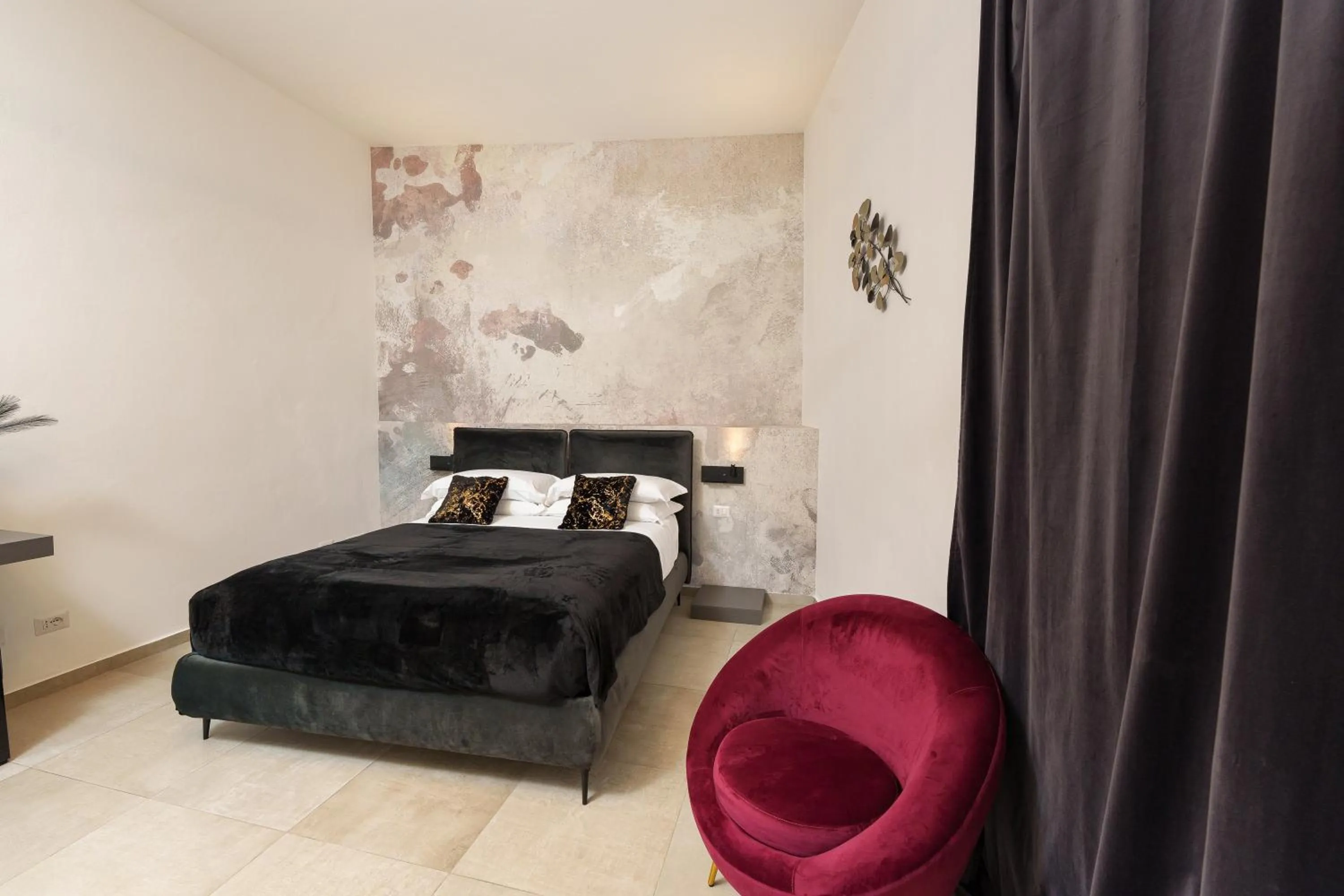 Bed in Ortigia Boutique Palace