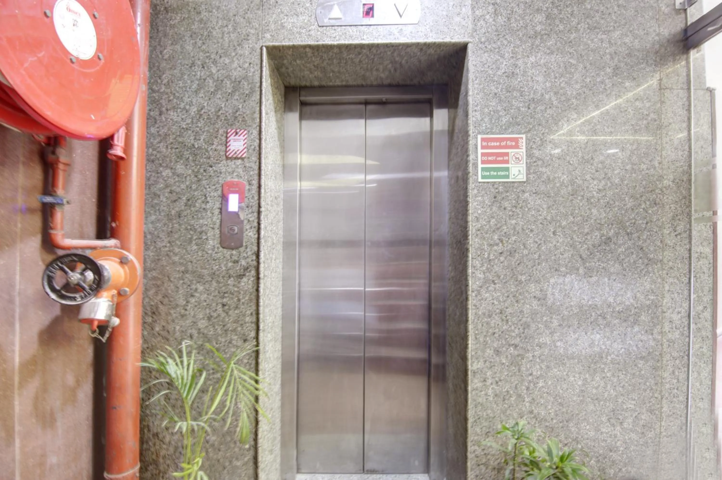 elevator in RTS Hotel