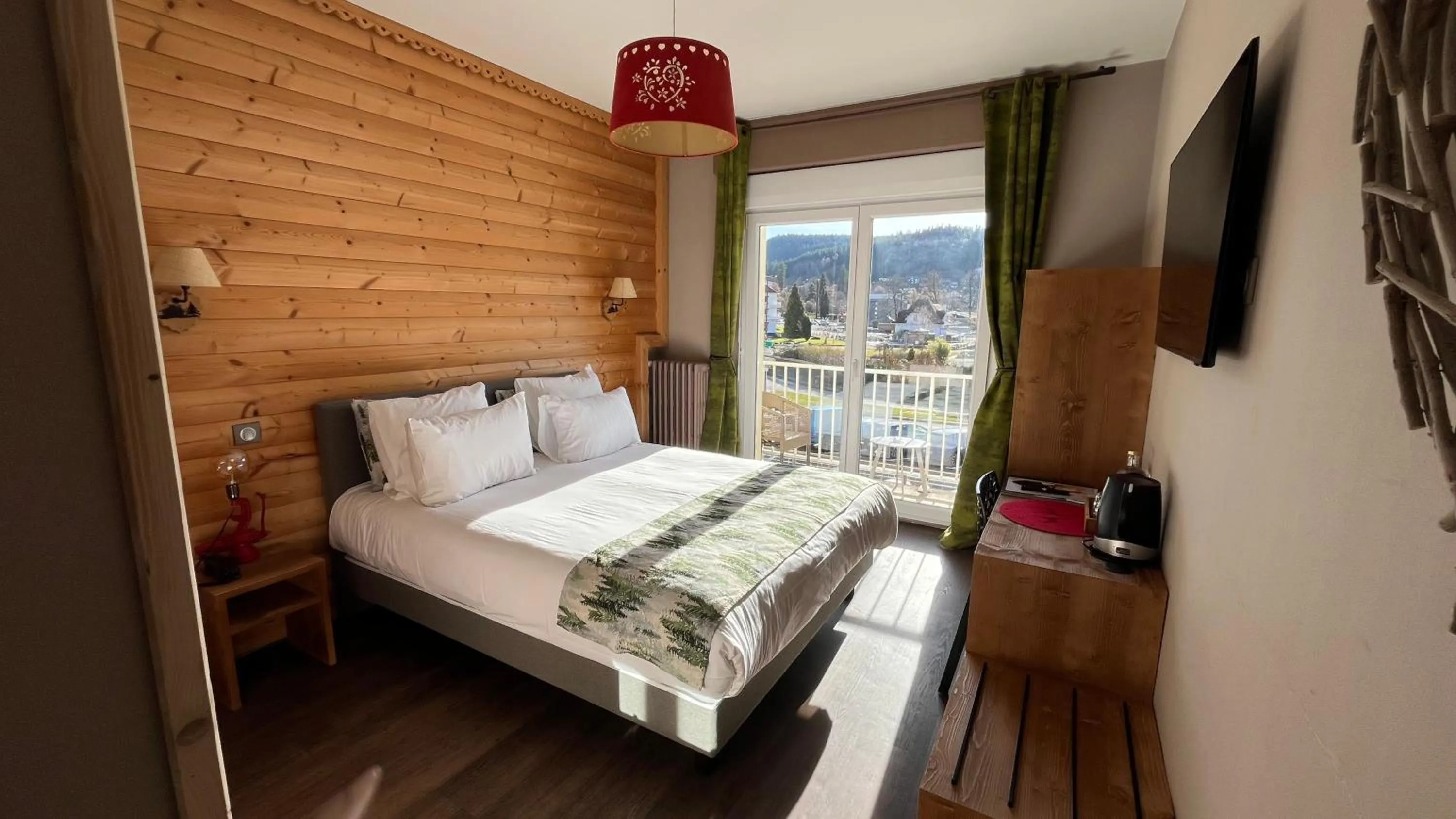 Bed in Annexe by Hôtel La Réserve