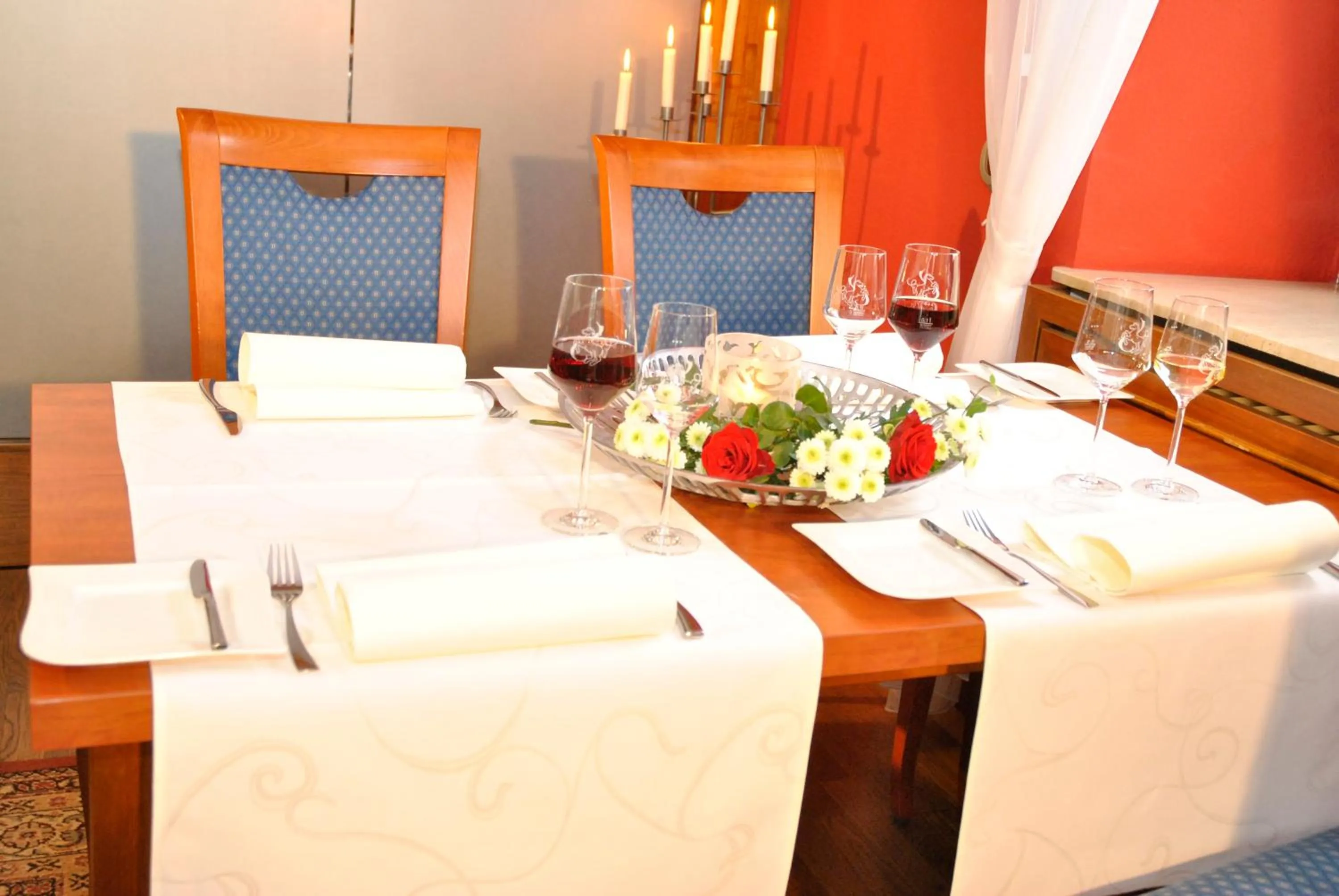 Restaurant/places to eat in Weingasthof Zum weißen Roß