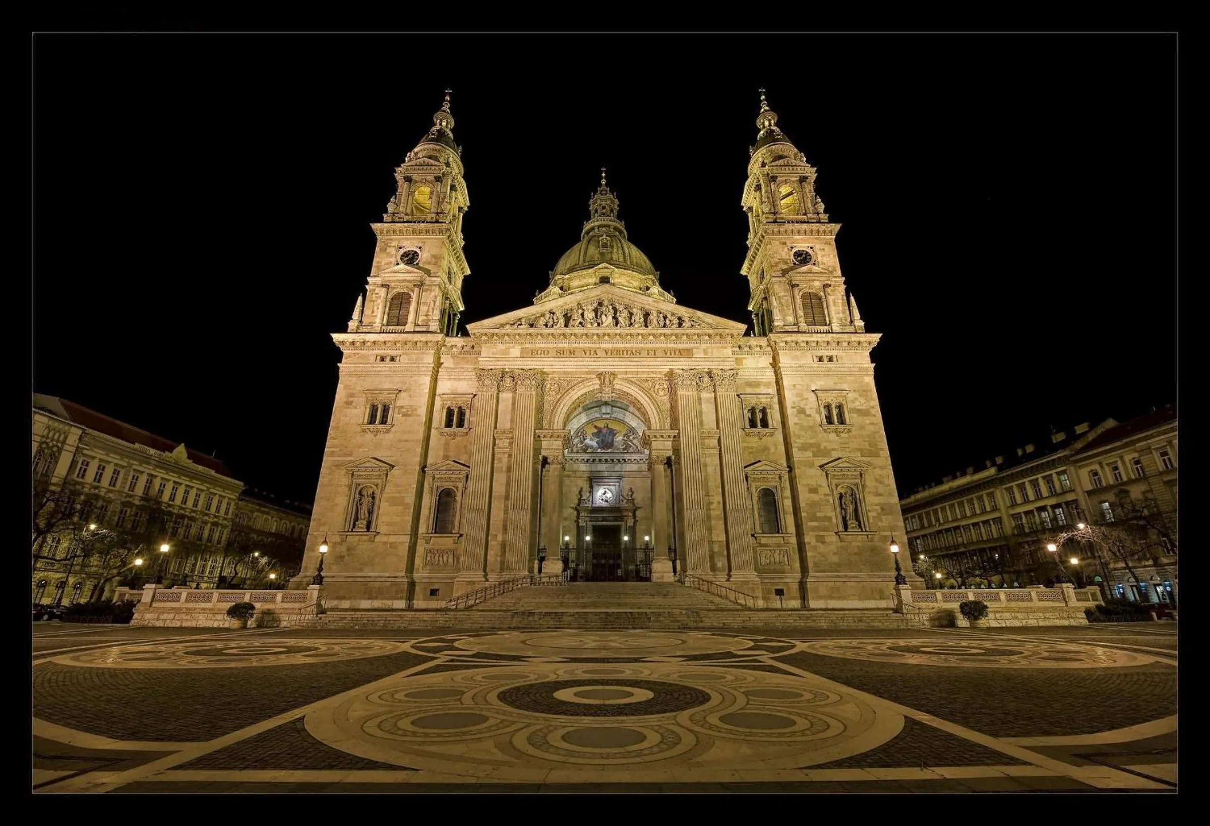 Other in Luxury Downtown Apartments