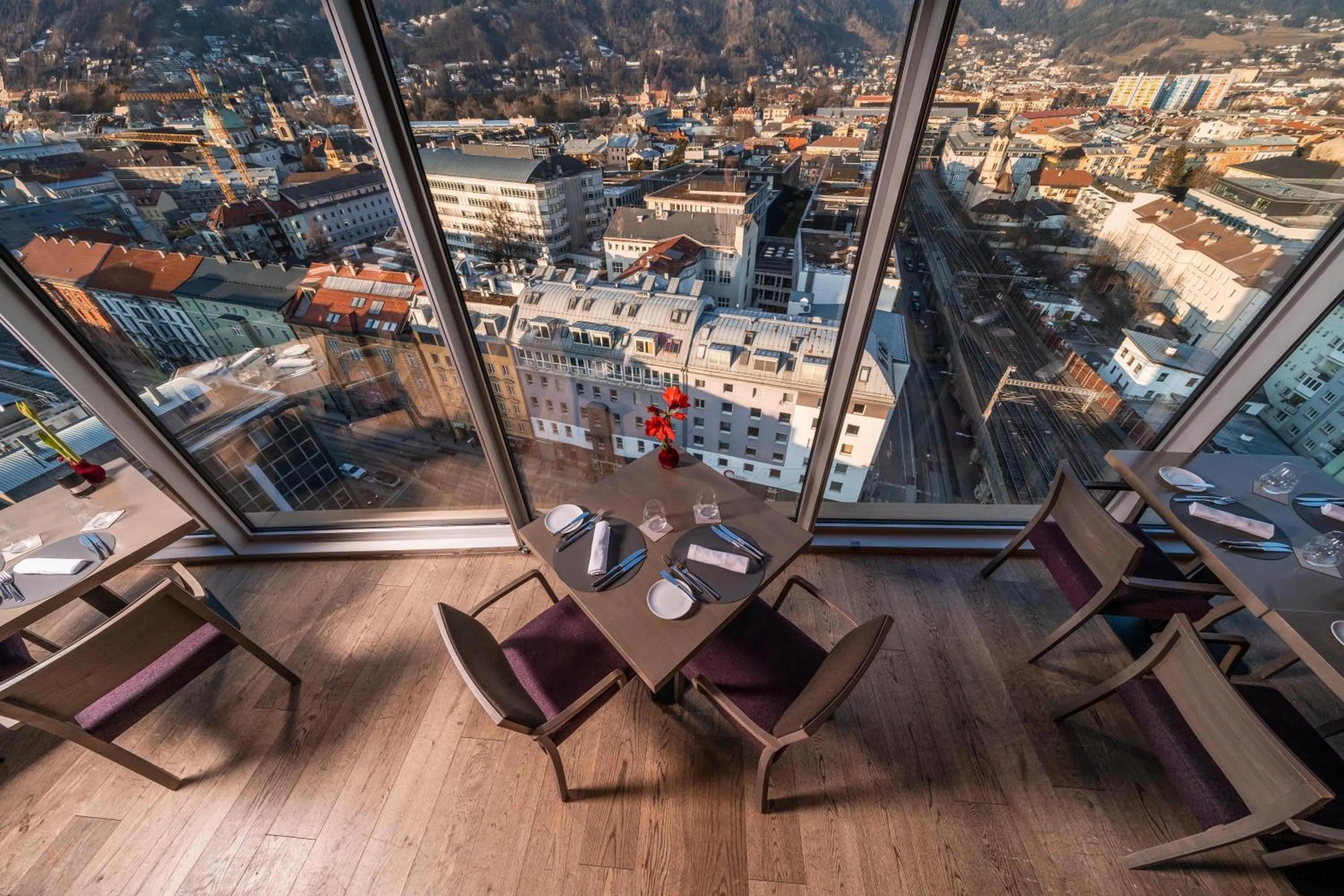 Restaurant/places to eat in ADLERS Hotel Innsbruck