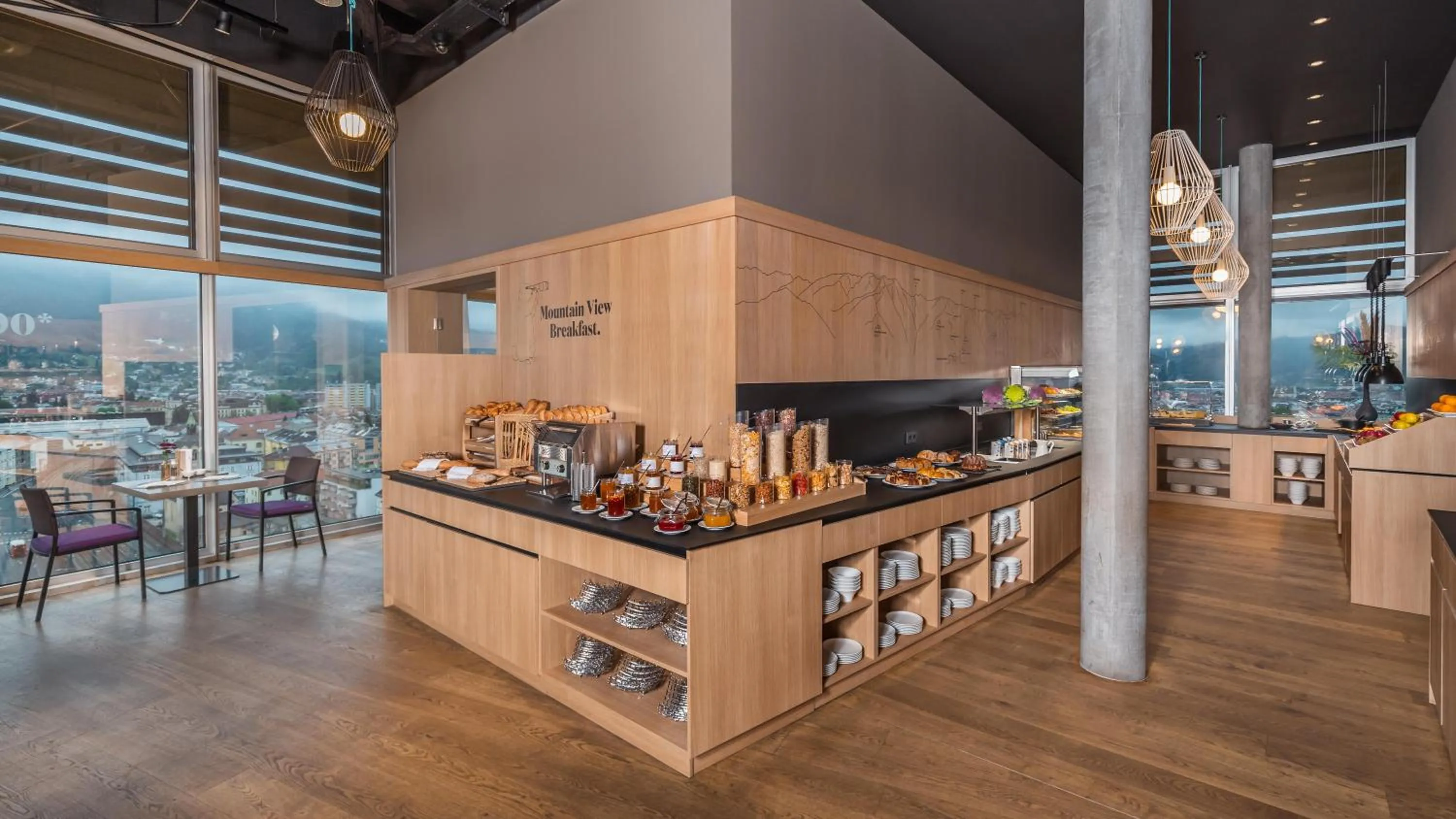 Restaurant/places to eat in ADLERS Hotel Innsbruck