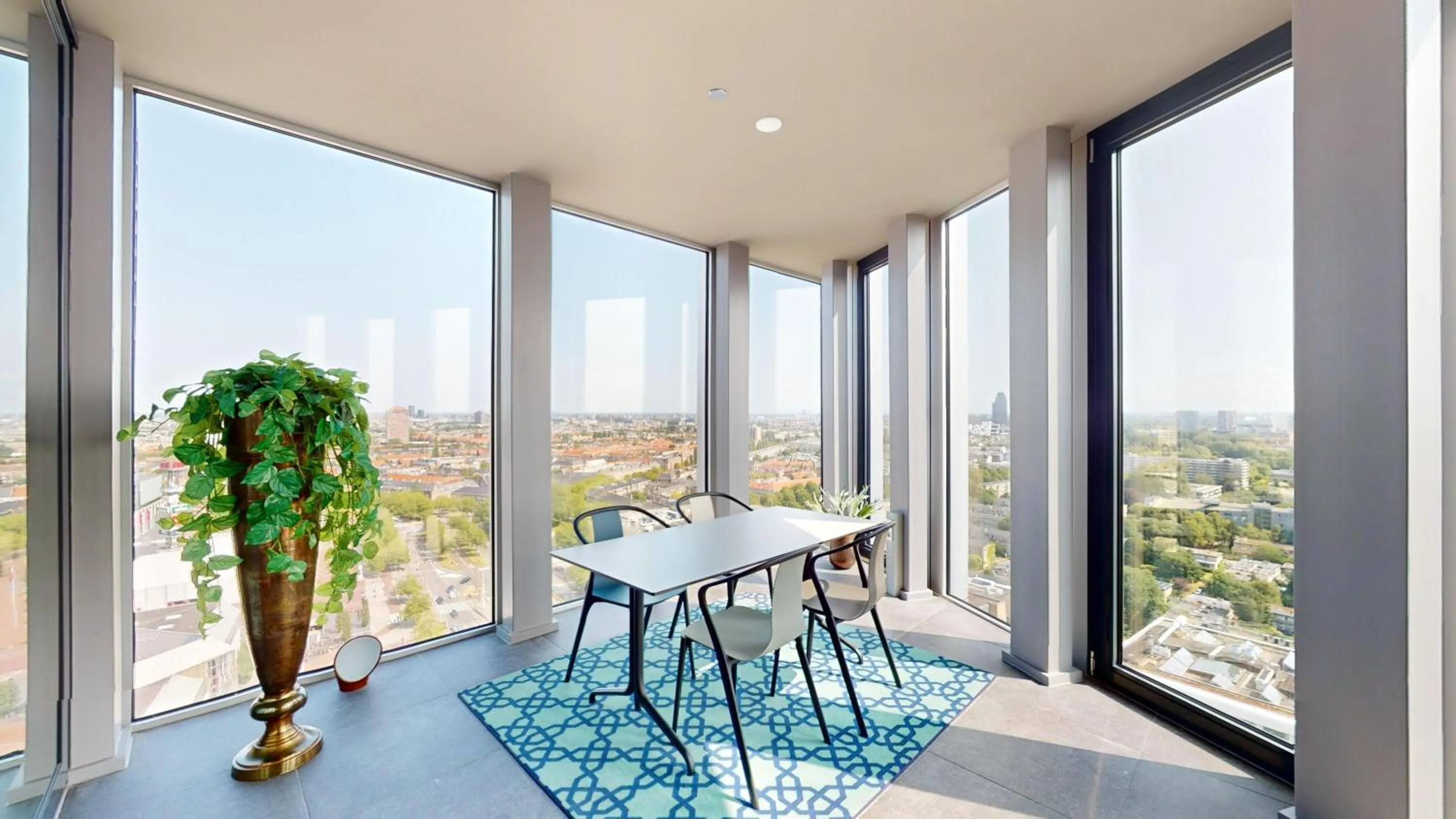 Photo of the whole room in nhow Amsterdam Rai