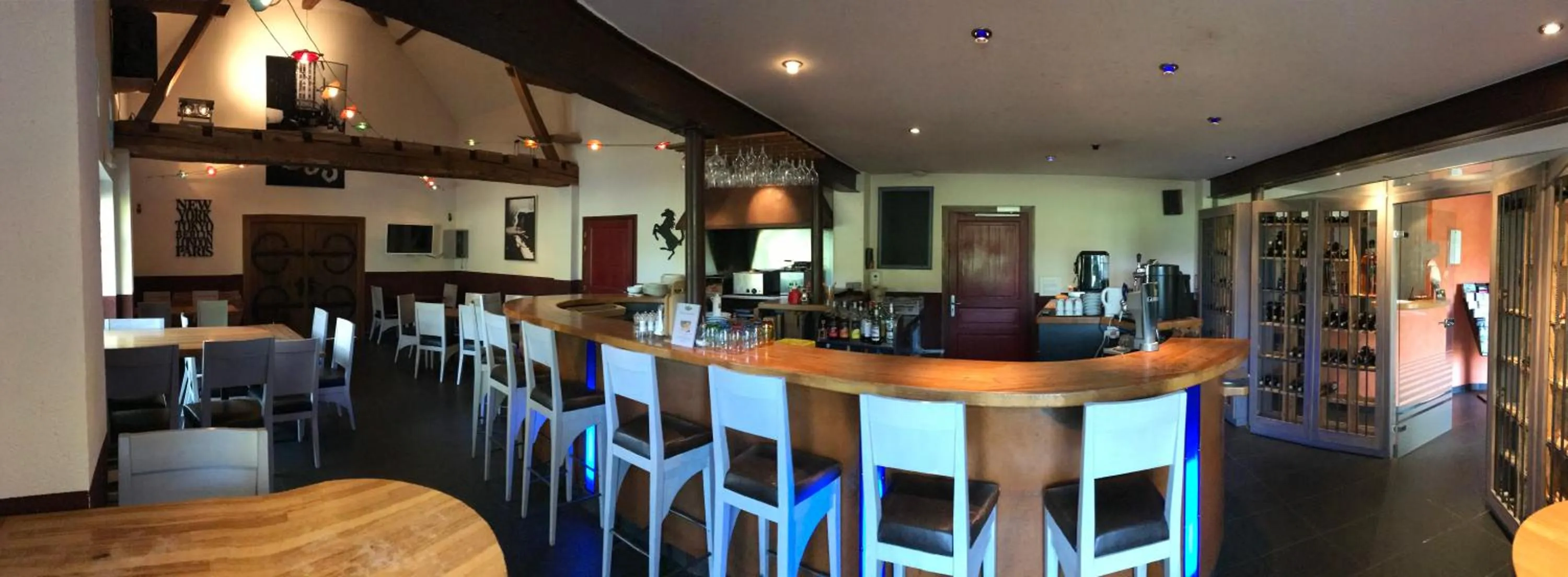 Restaurant/places to eat in Hôtel Barbier des Bois