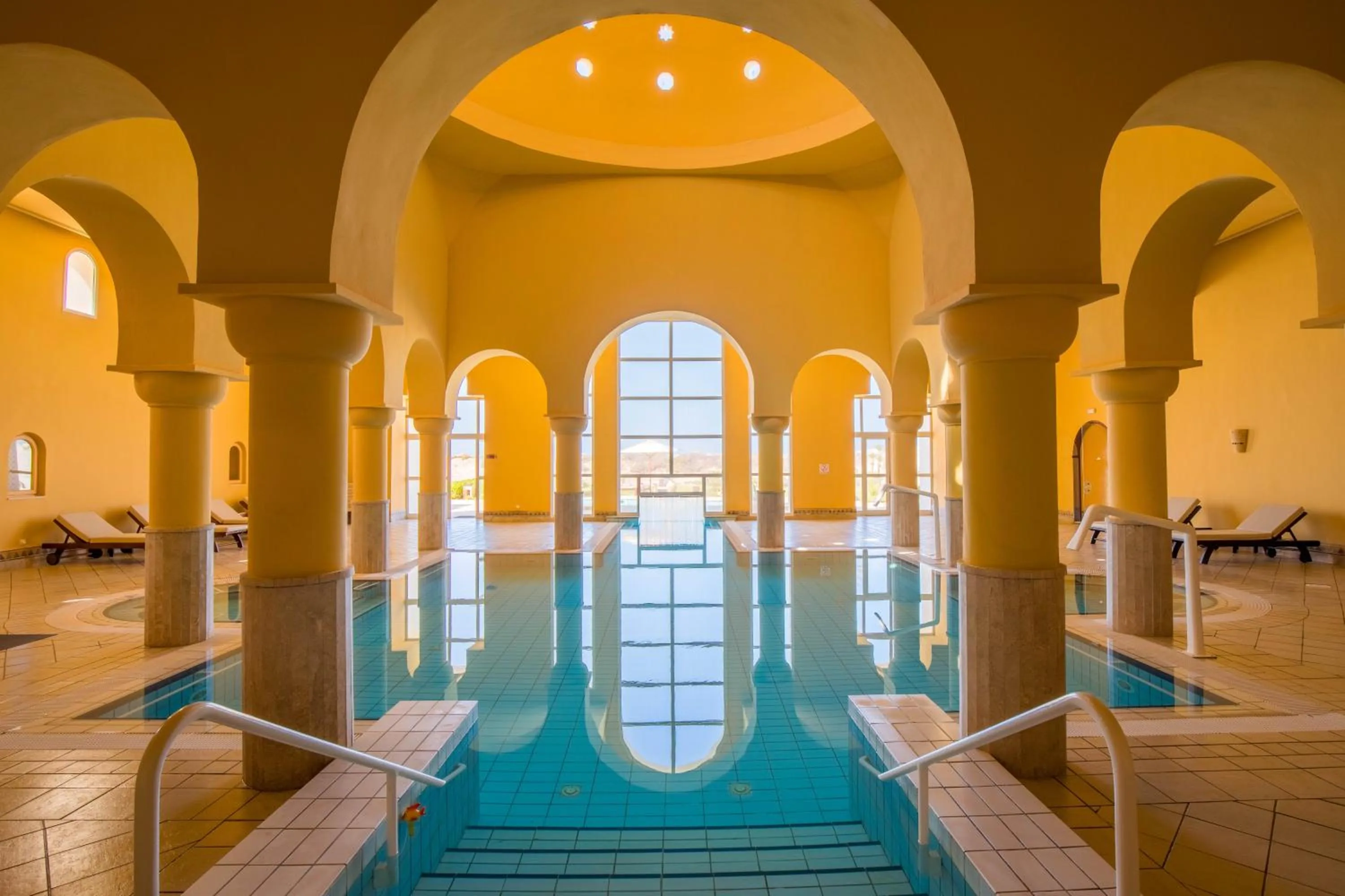 Swimming pool in Ulysse Thalasso & Spa - All Inclusive