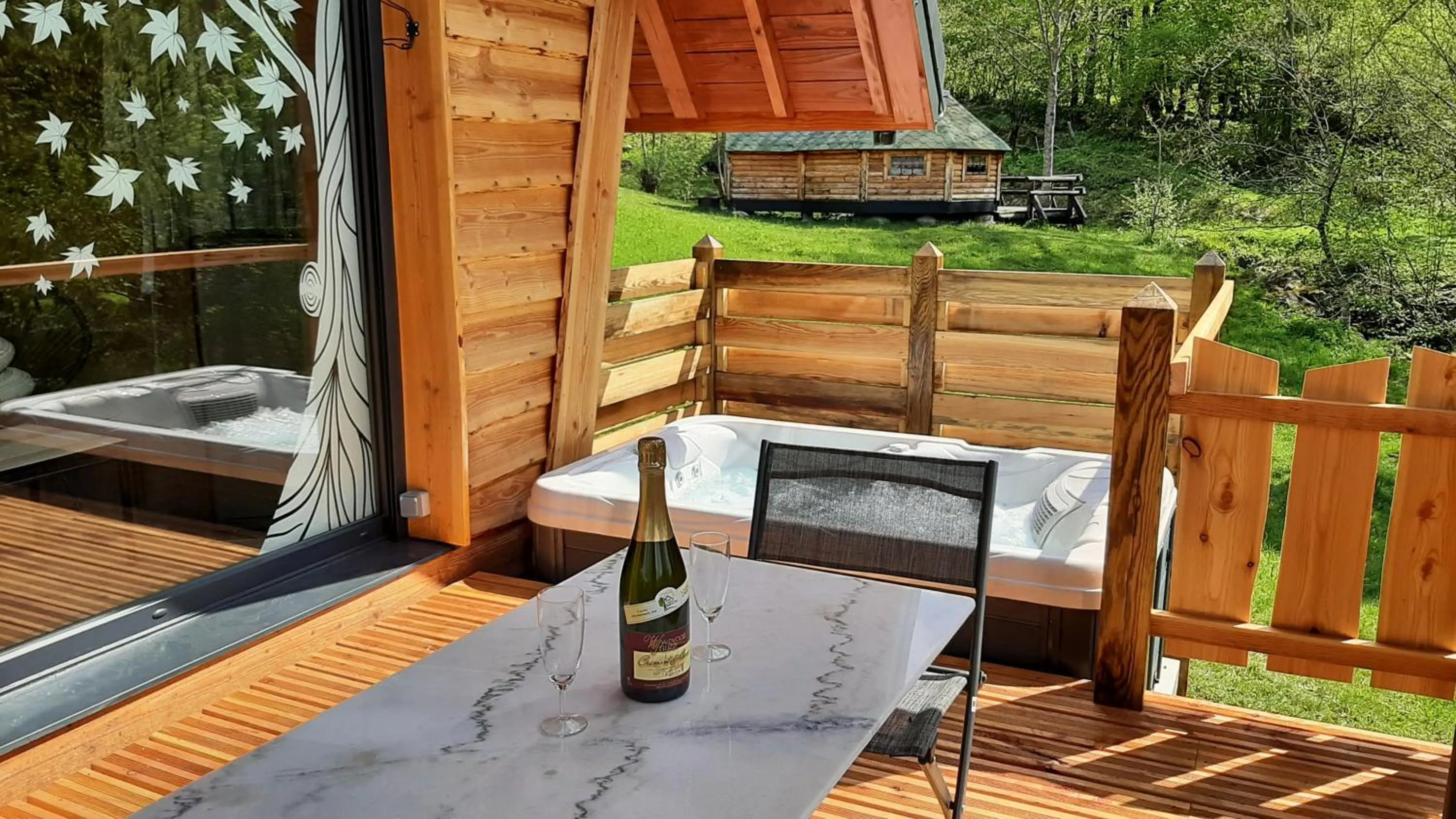 Patio in Le Domaine du Châtelet