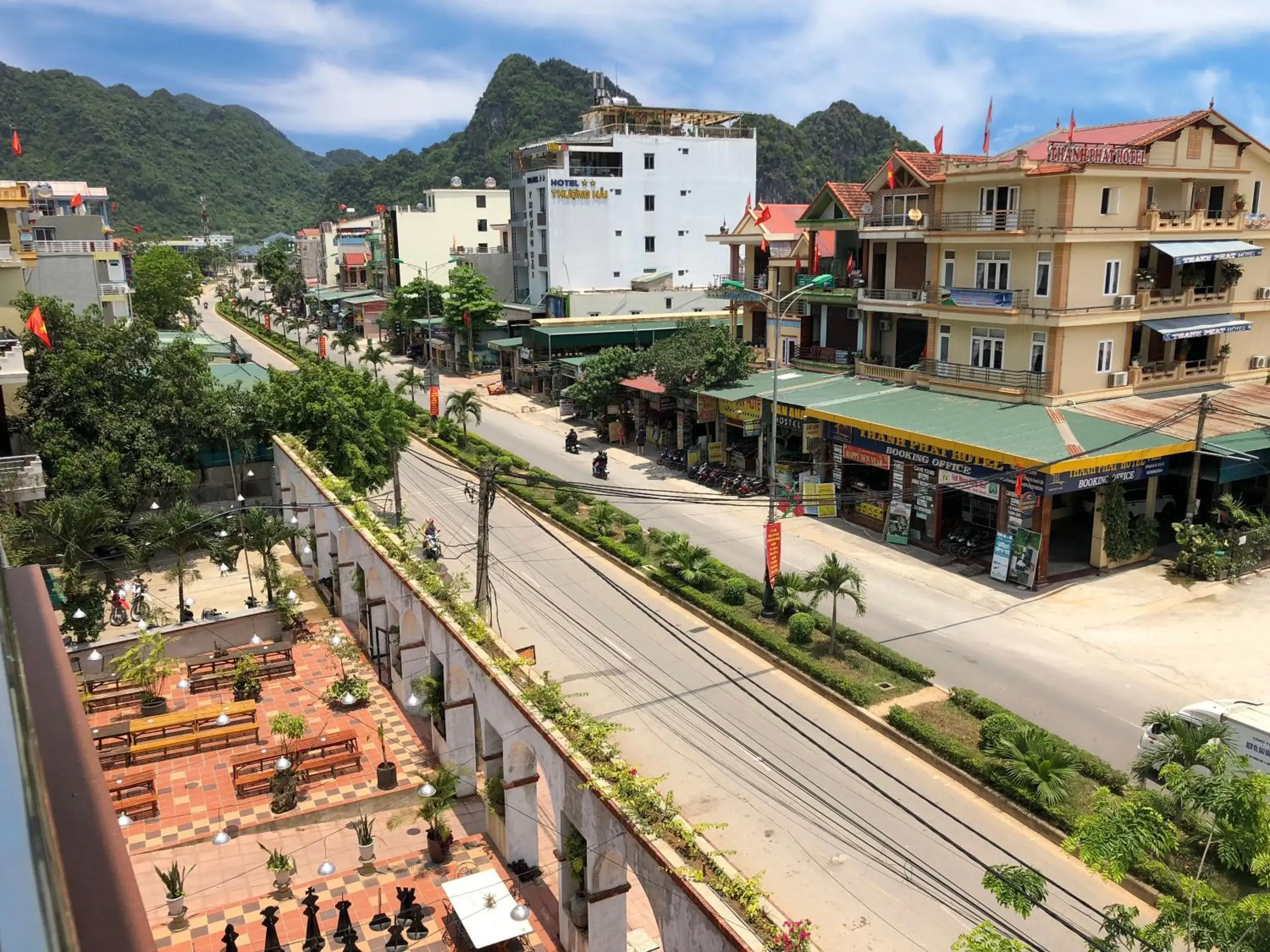 Quadruple Room in Starlet Hotel Phong Nha Quadruple Room in Starlet Hotel Phong Nha