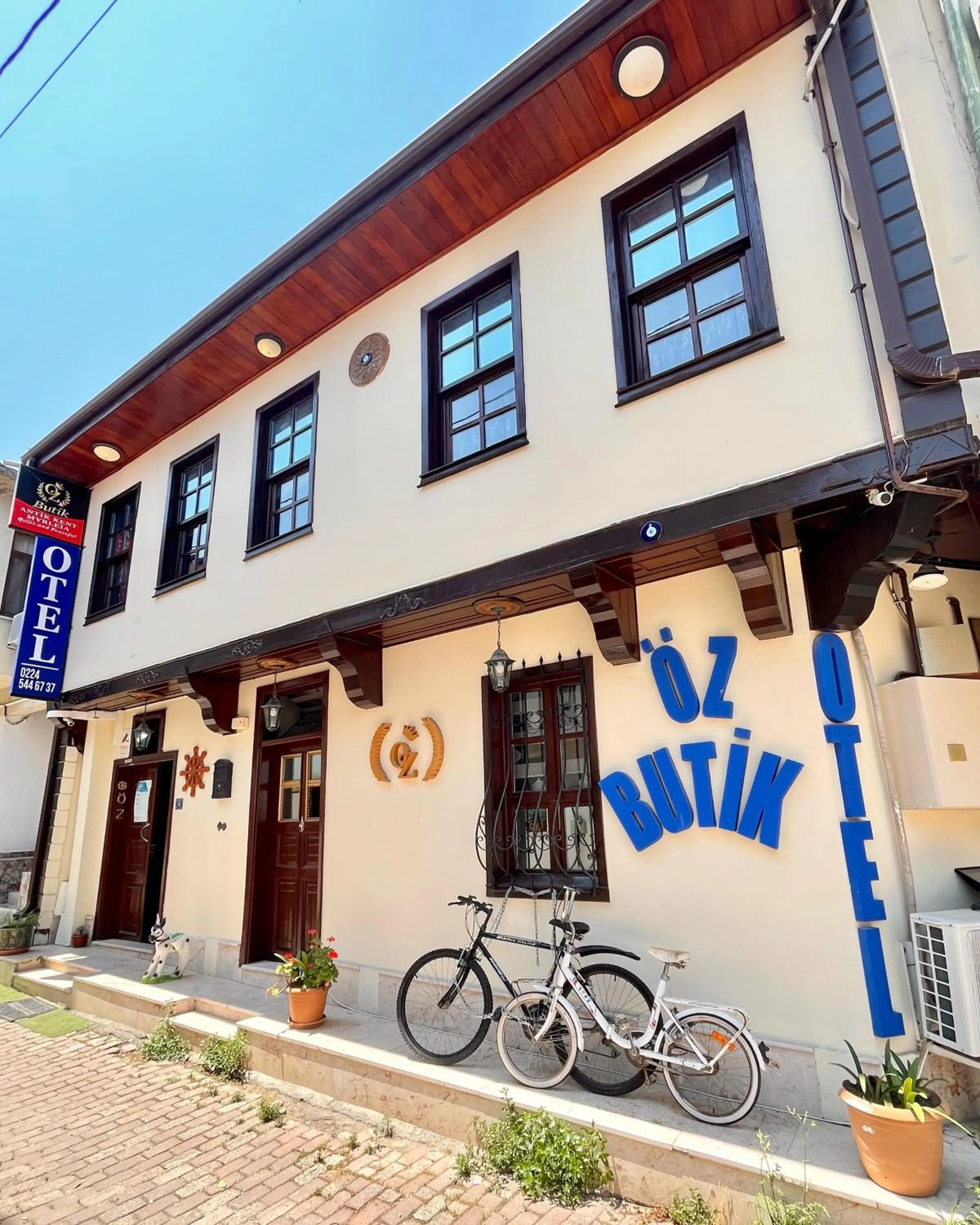 ÖZ Butik Otel Antik Kent Myrleia