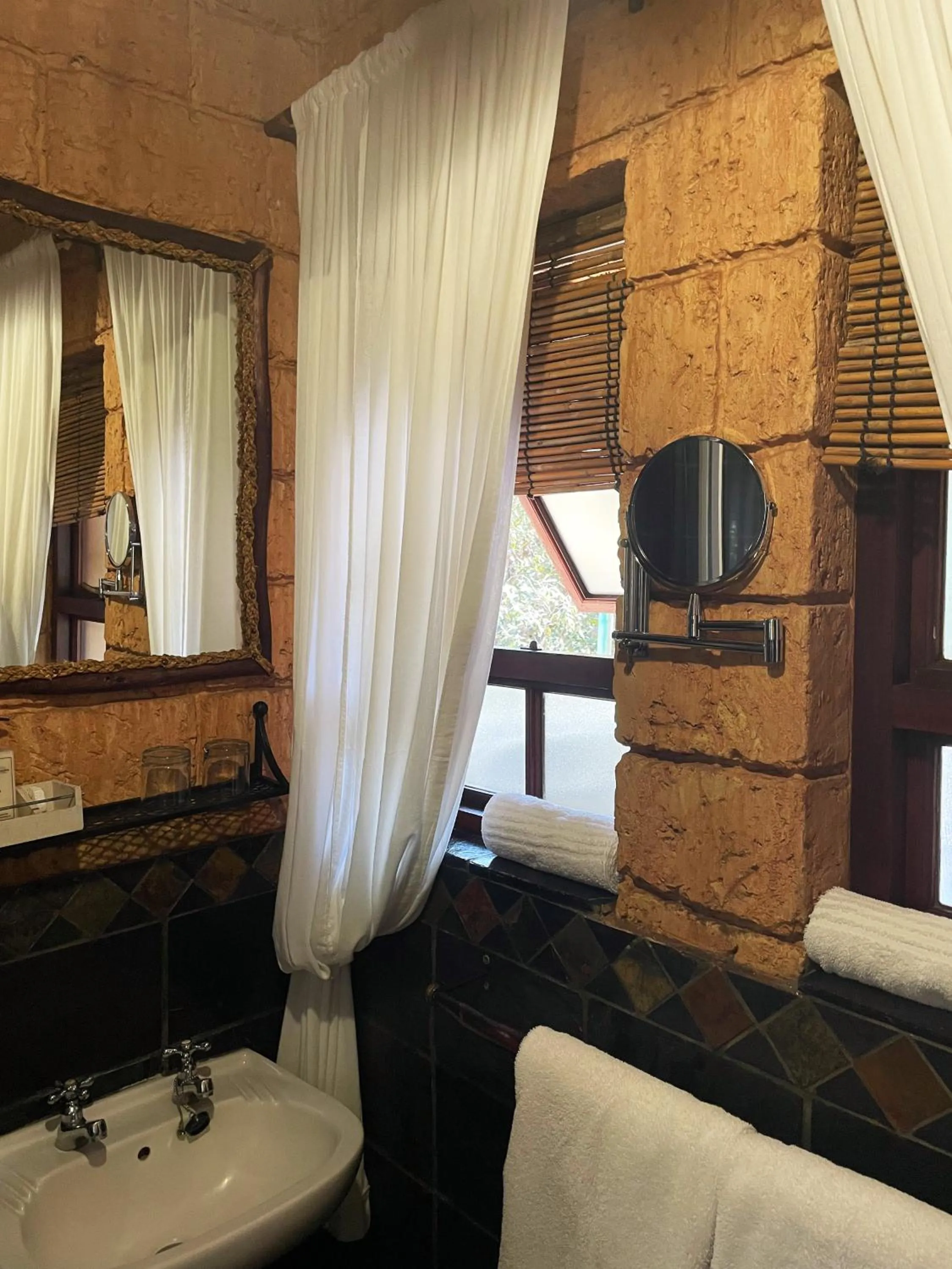 Bathroom in Zwahili Private Game Lodge & Spa
