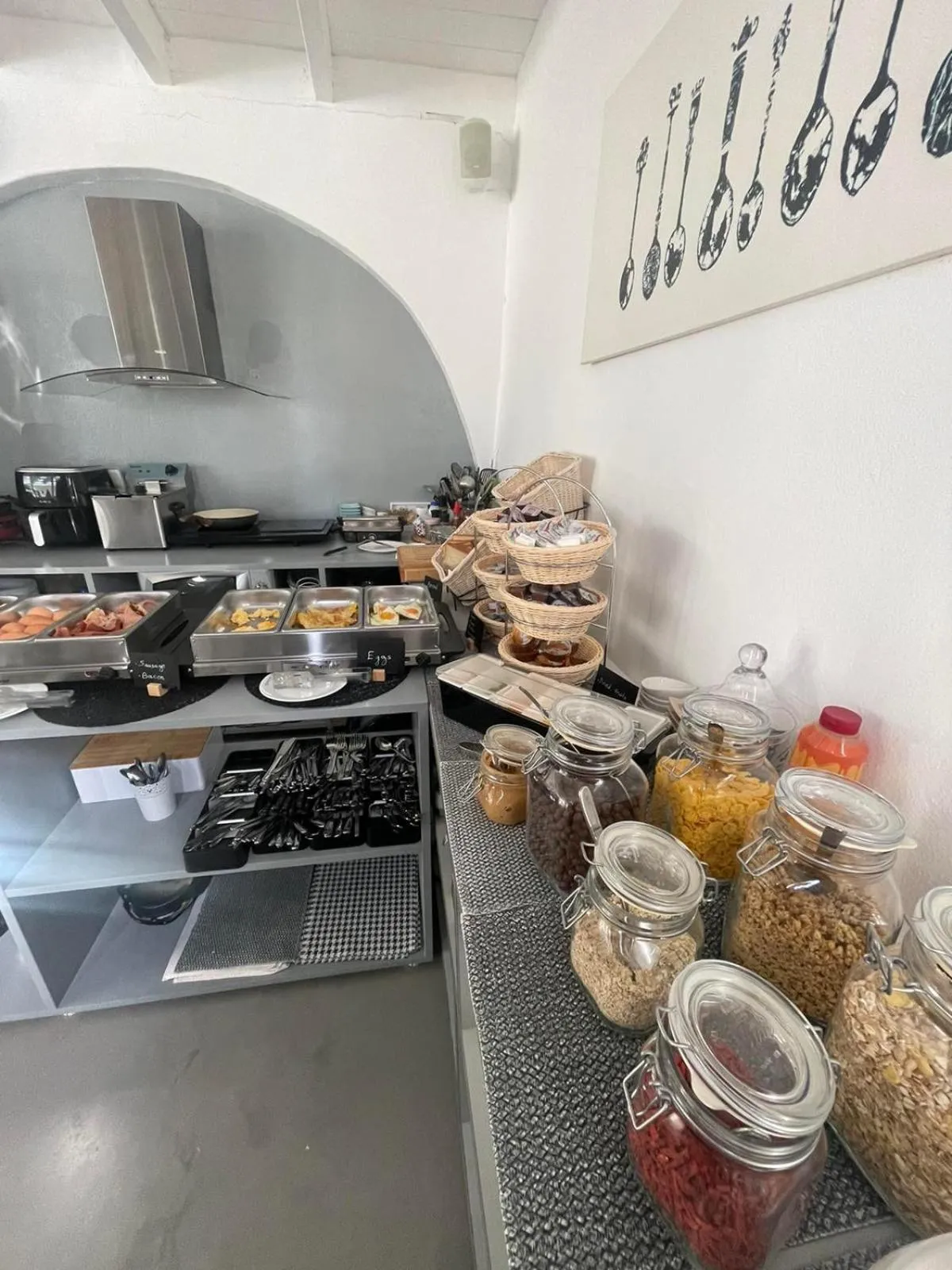 Breakfast in Zoumis Residence