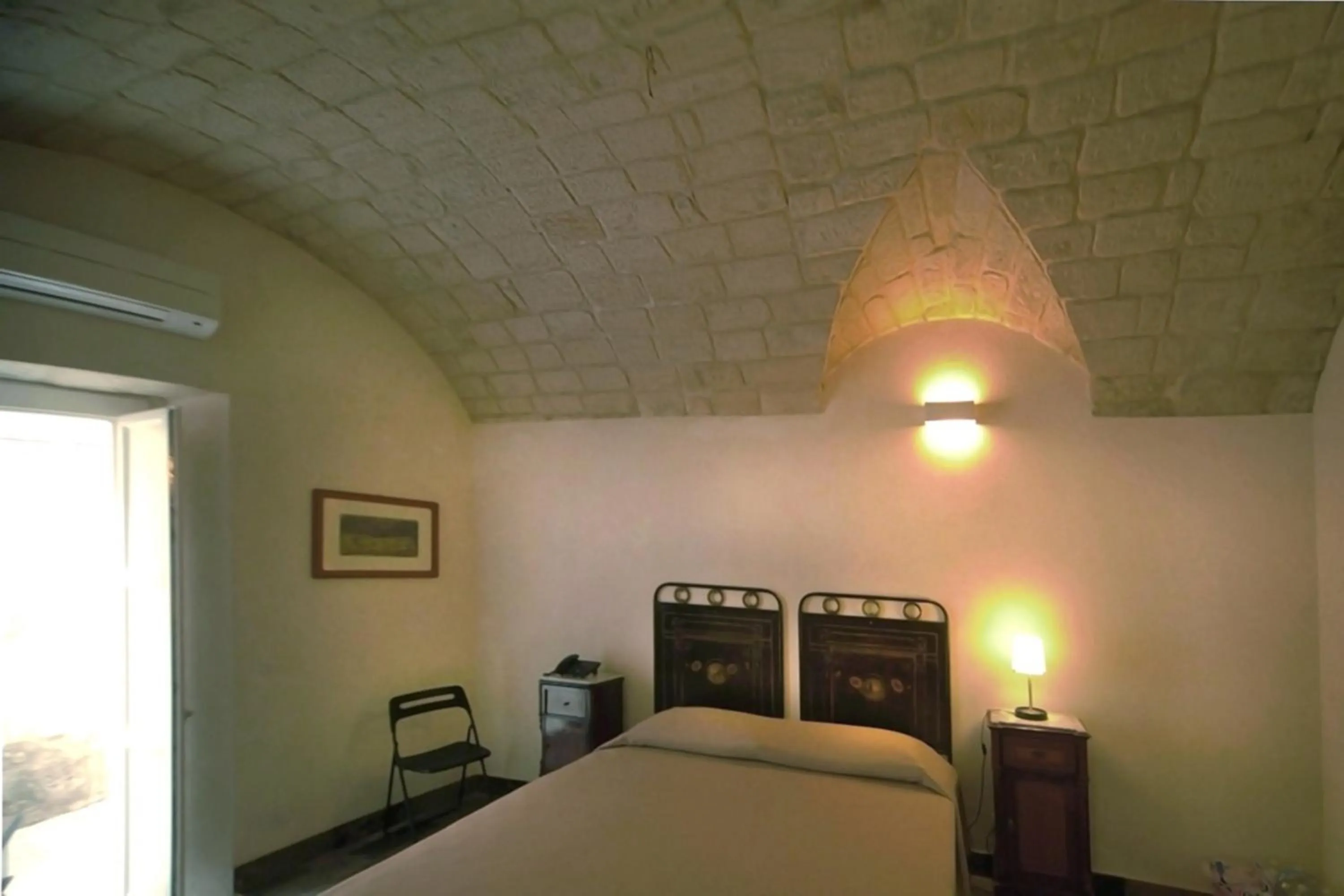 Bedroom, Bed in Hotel Dell'Orologio