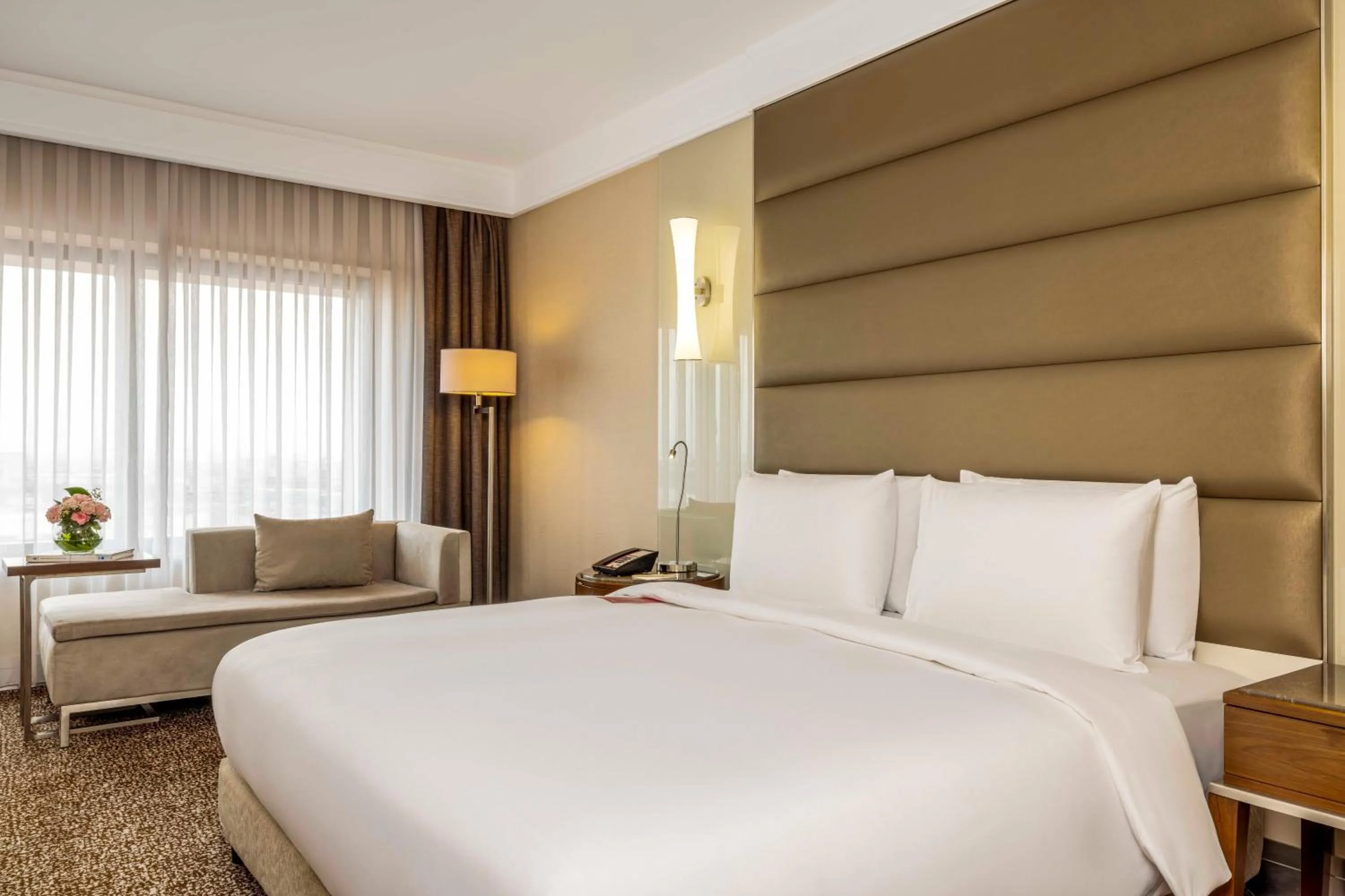 Bed in Ramada Plaza By Wyndham Istanbul Tekstilkent