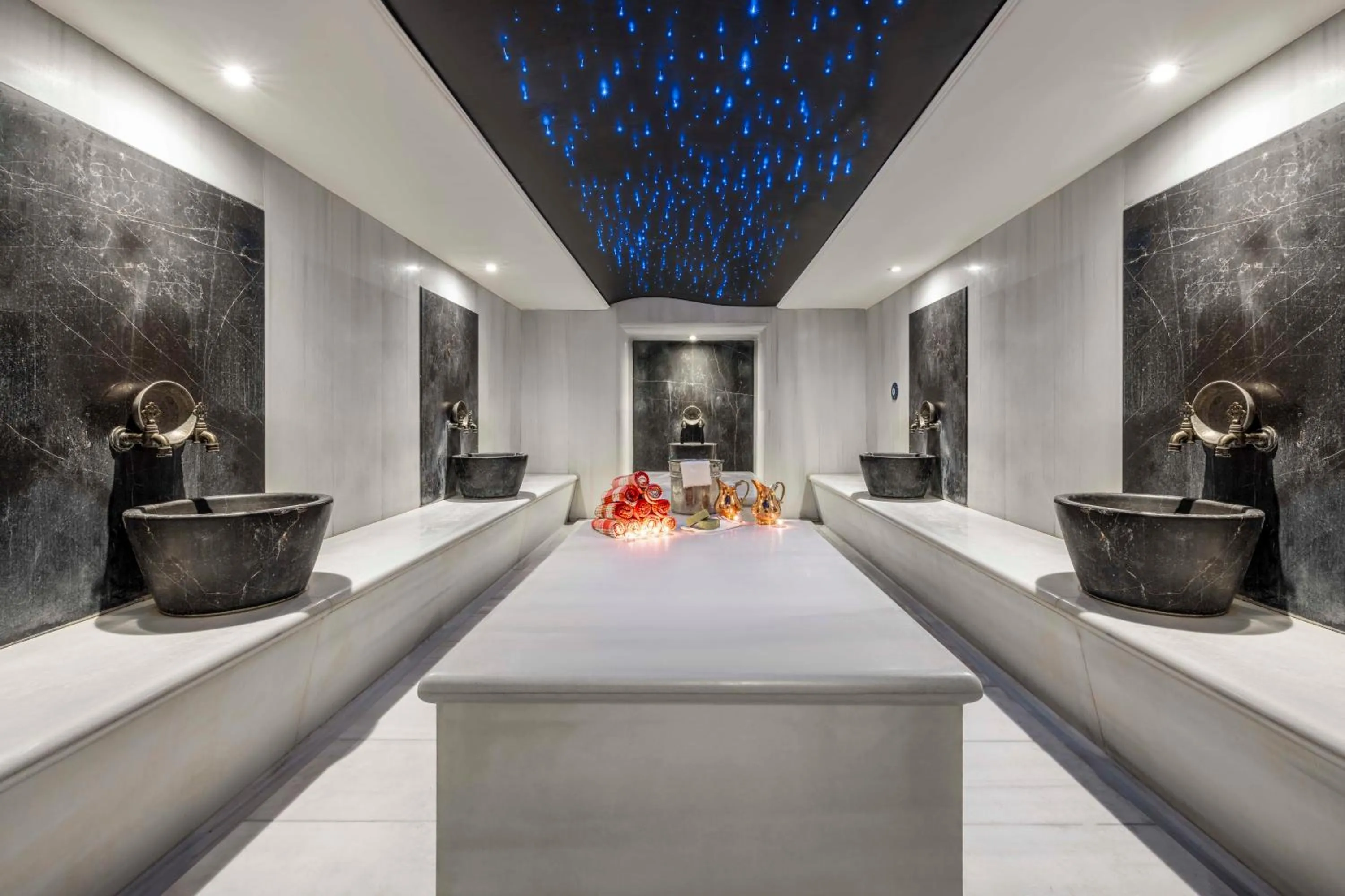 Sauna in Ramada Plaza By Wyndham Istanbul Tekstilkent