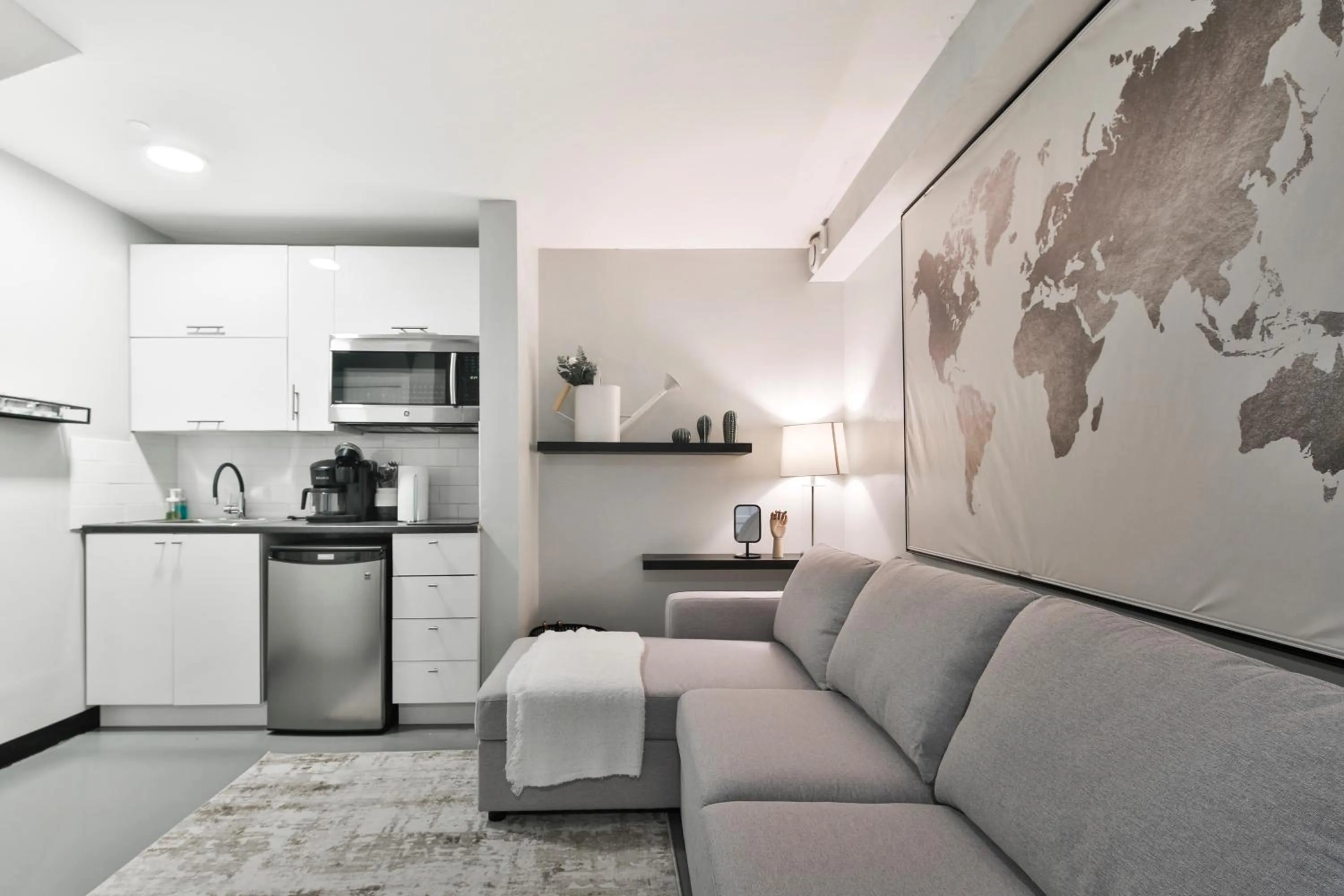 Living room in Parc Avenue Lofts