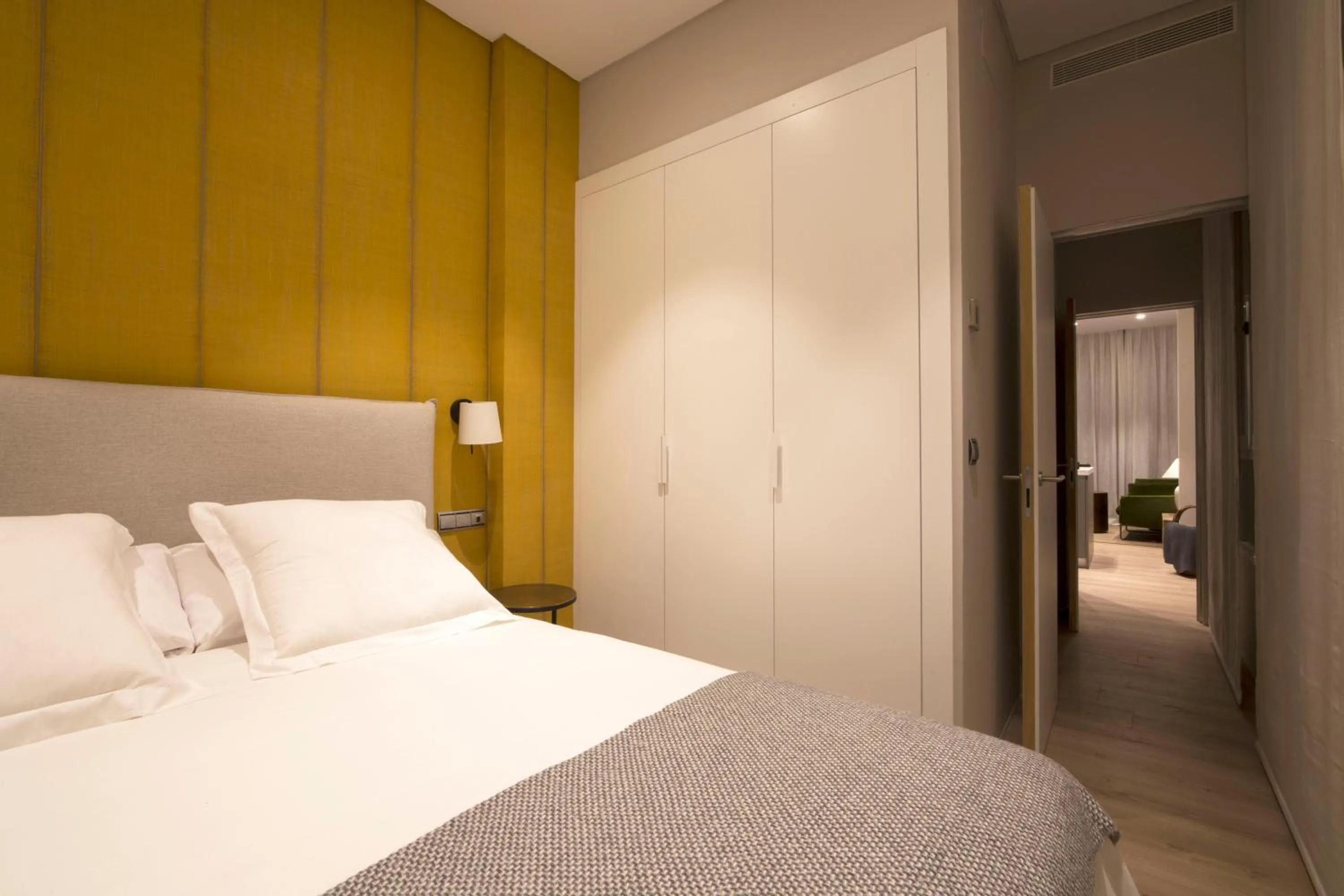 Bedroom, Bed in U-Sense Granada Catedral