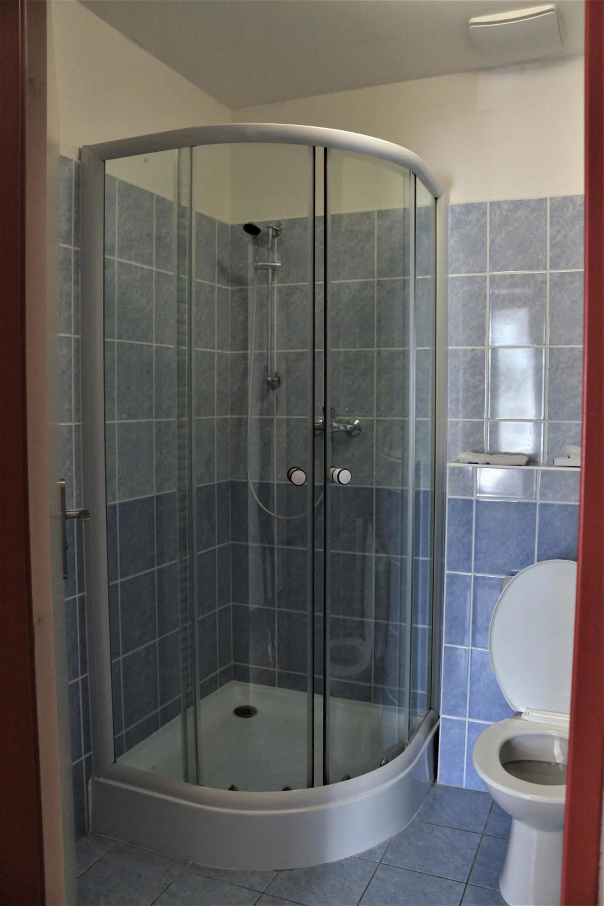 Bathroom in Hotel Petra