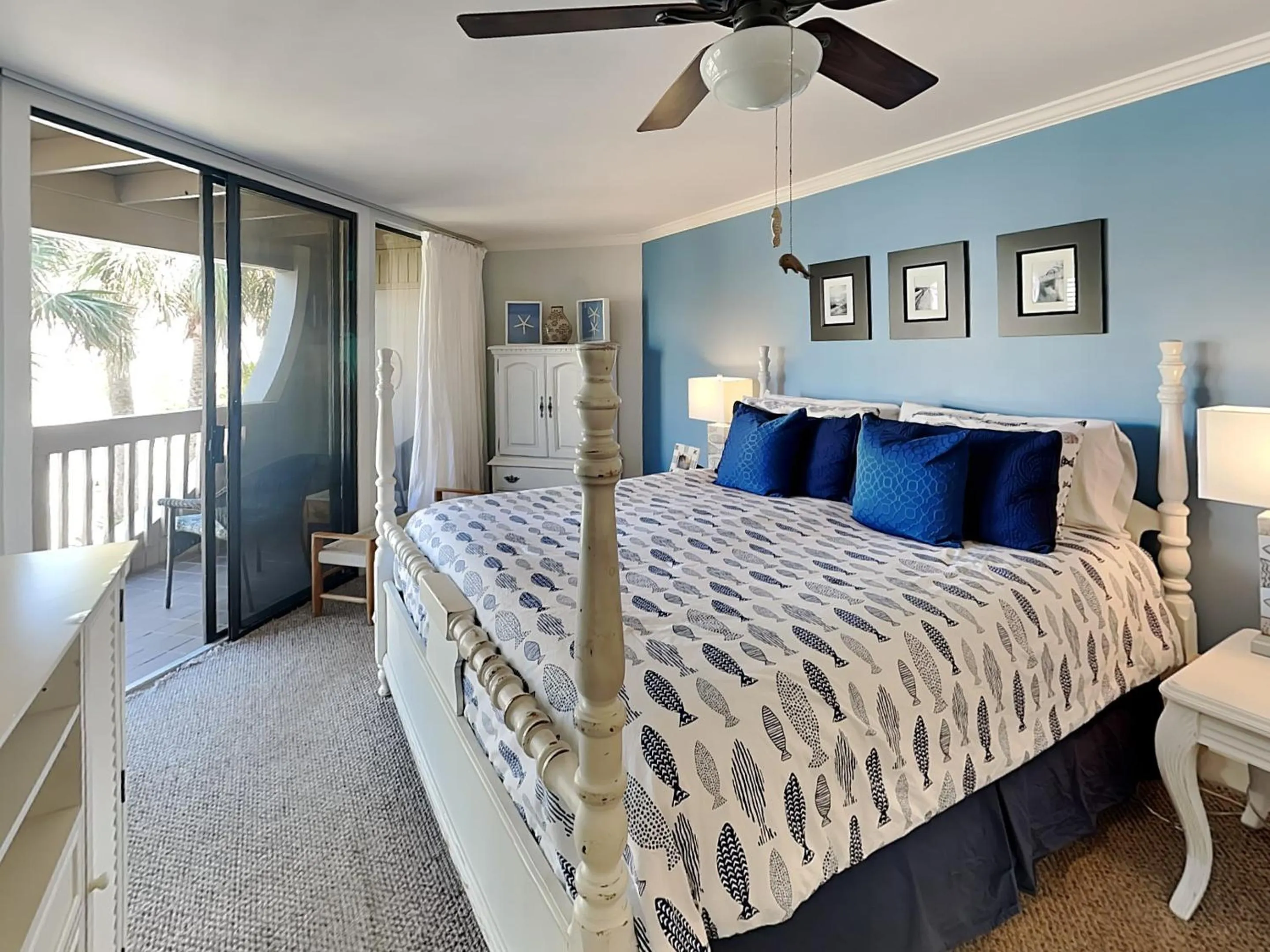 Bed in Hibiscus 201 D