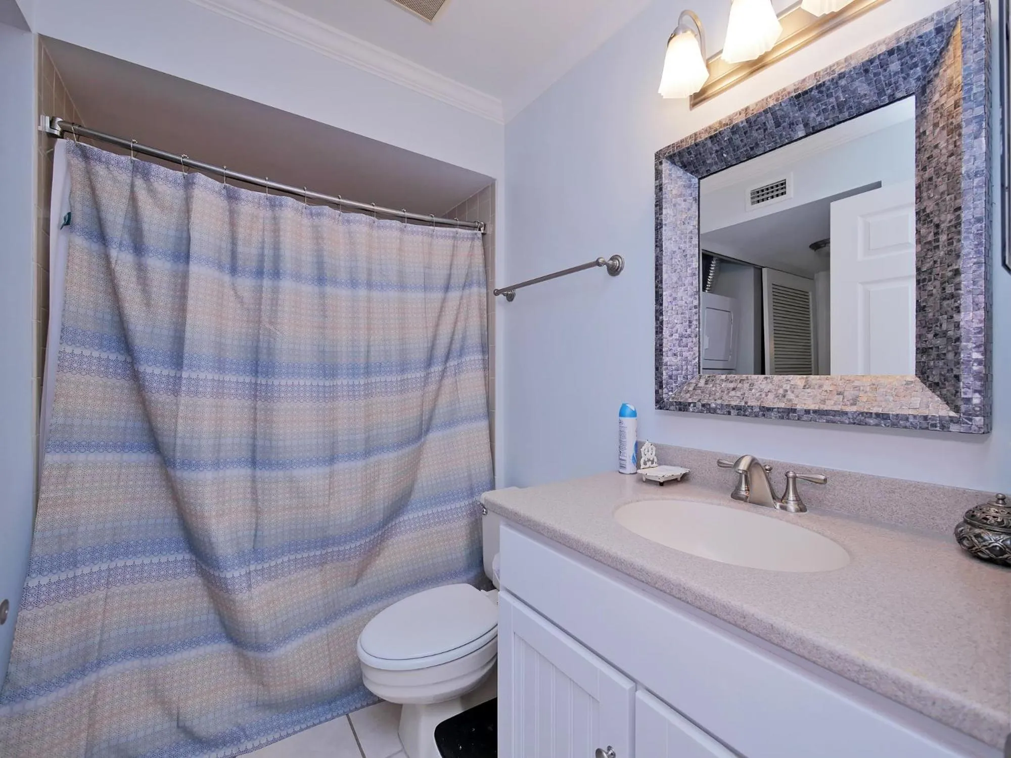 Bathroom in Hibiscus 201 D