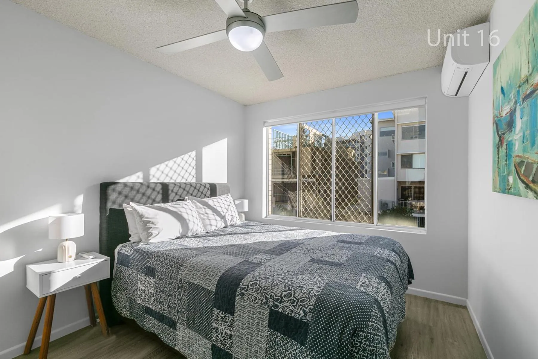 Bed in Capeview Apartments - Spectacular Ocean Views