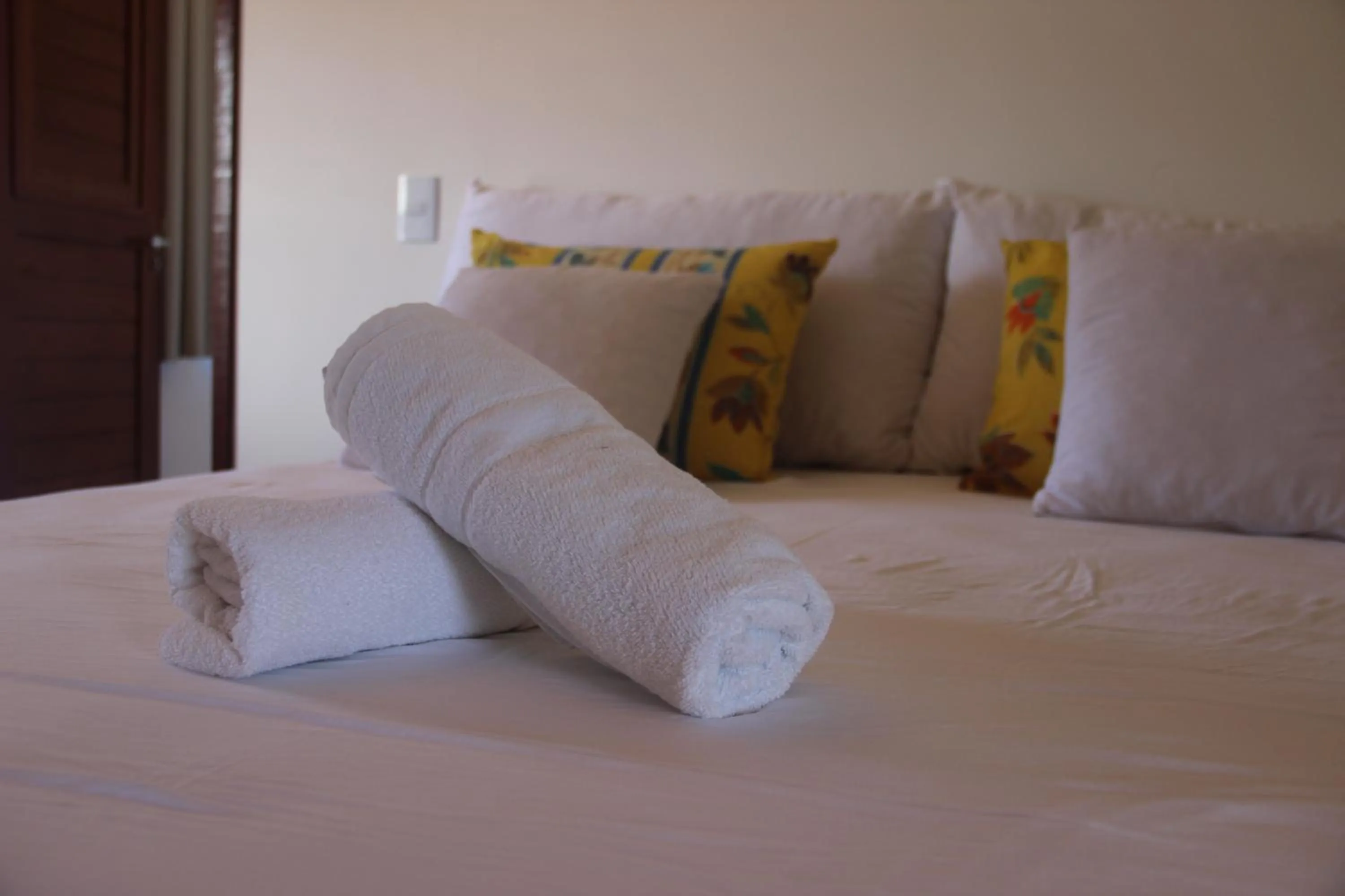 Bed in Flat's Portal do Sol-SMG