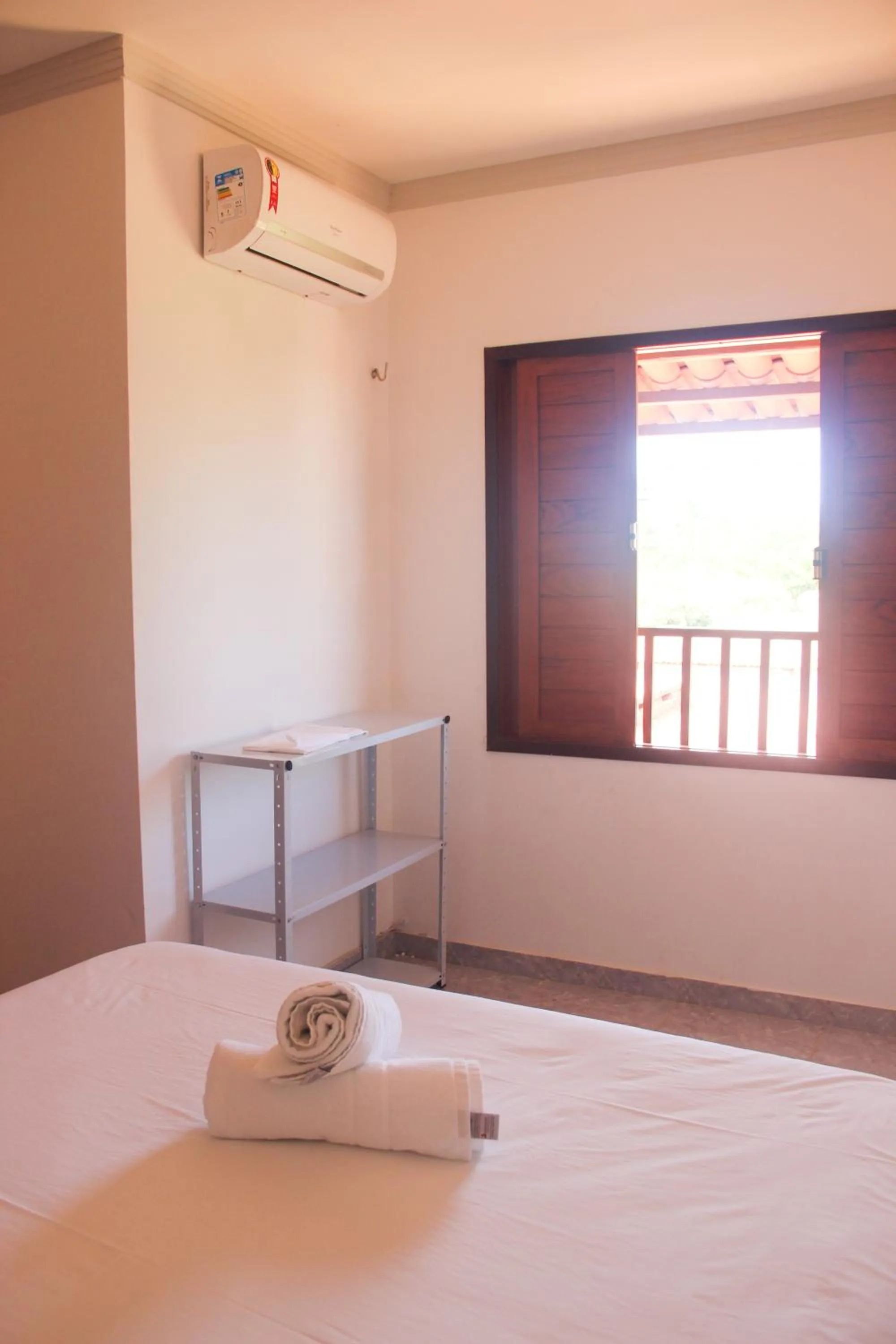 Bed in Flat's Portal do Sol-SMG