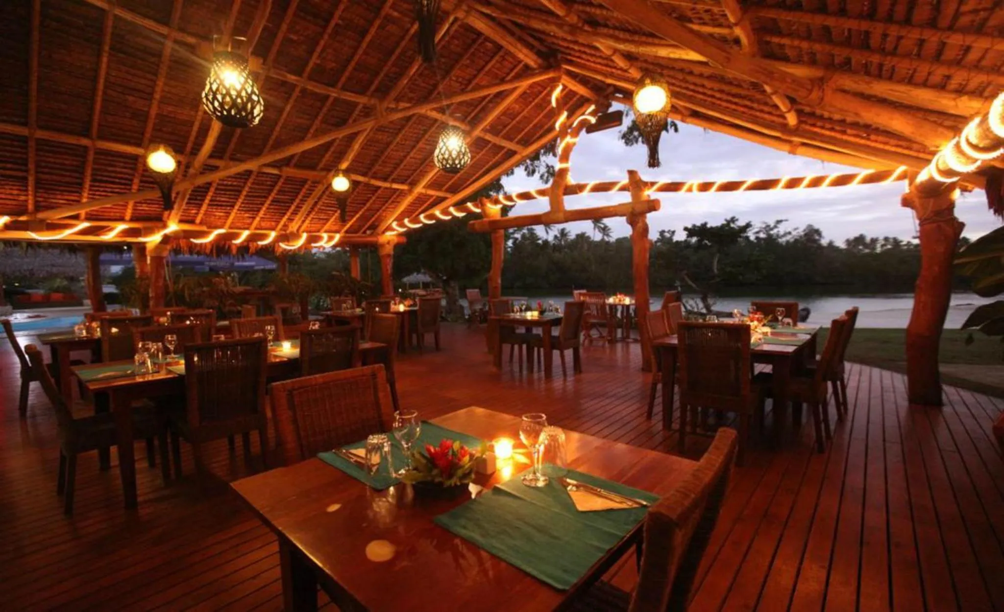 Restaurant/places to eat in MG Cocomo Resort Vanuatu