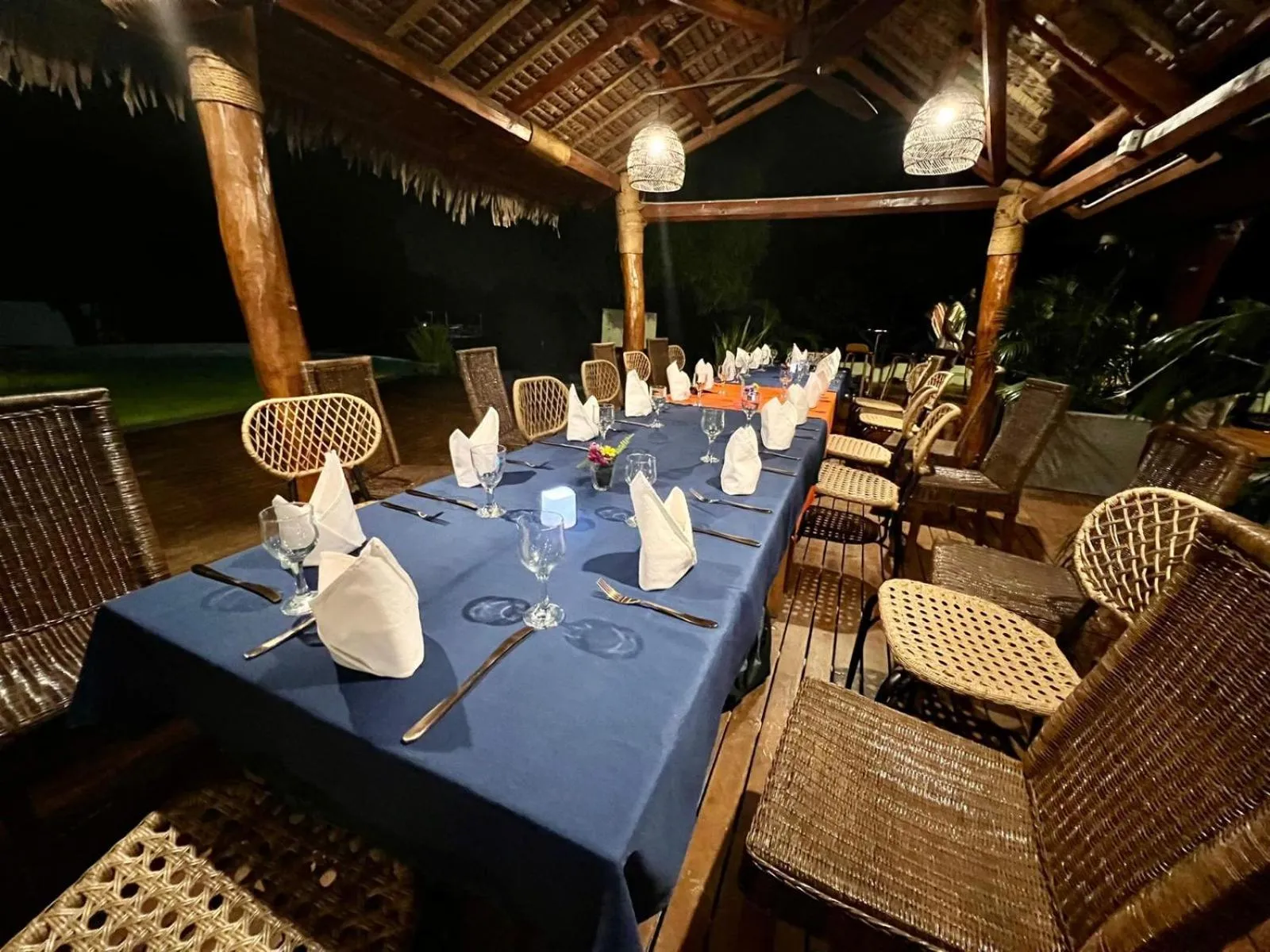 Restaurant/places to eat in MG Cocomo Resort Vanuatu