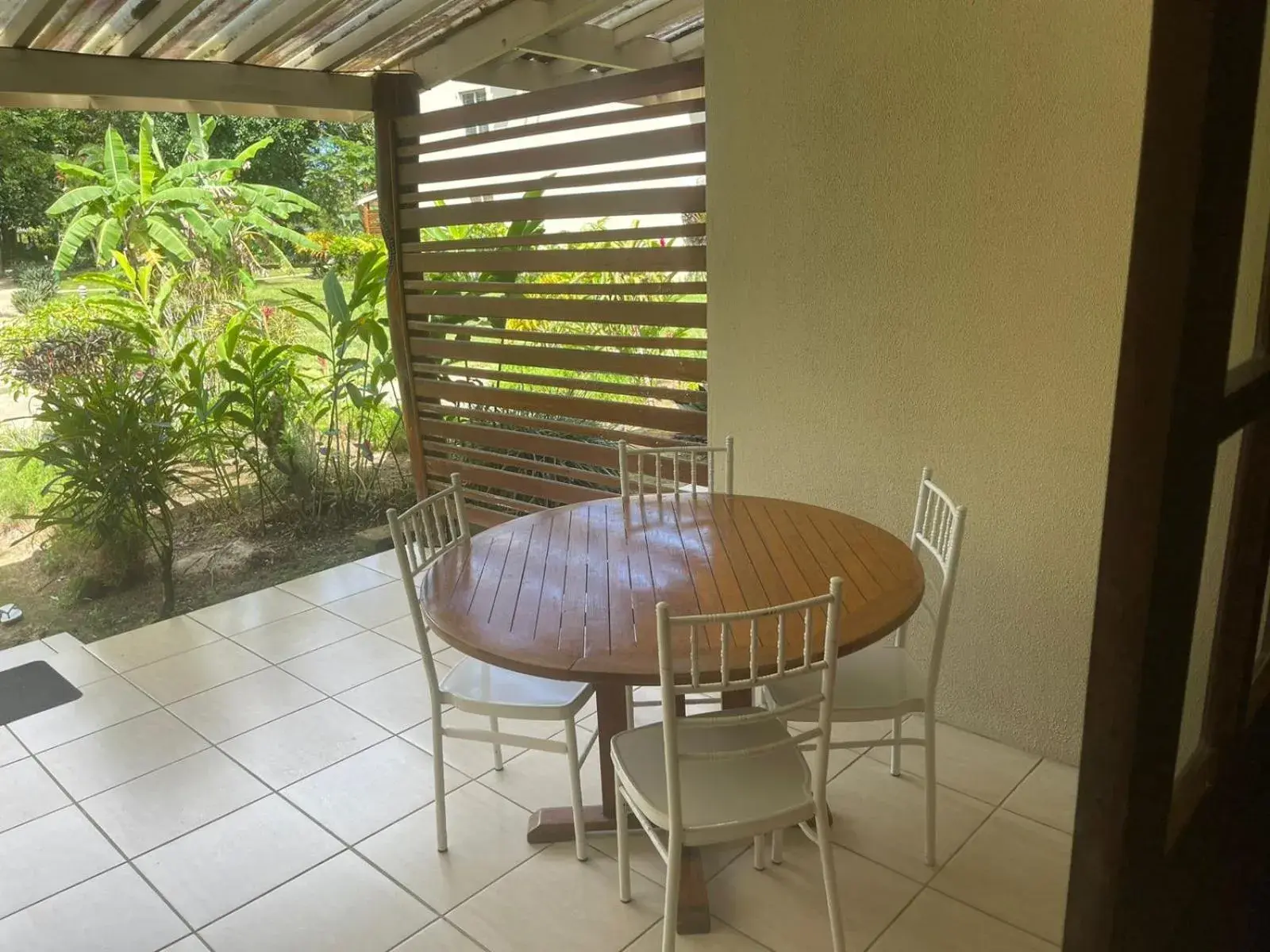 Four-Bedroom Apartment in MG Cocomo Resort Vanuatu Four-Bedroom Apartment in MG Cocomo Resort Vanuatu