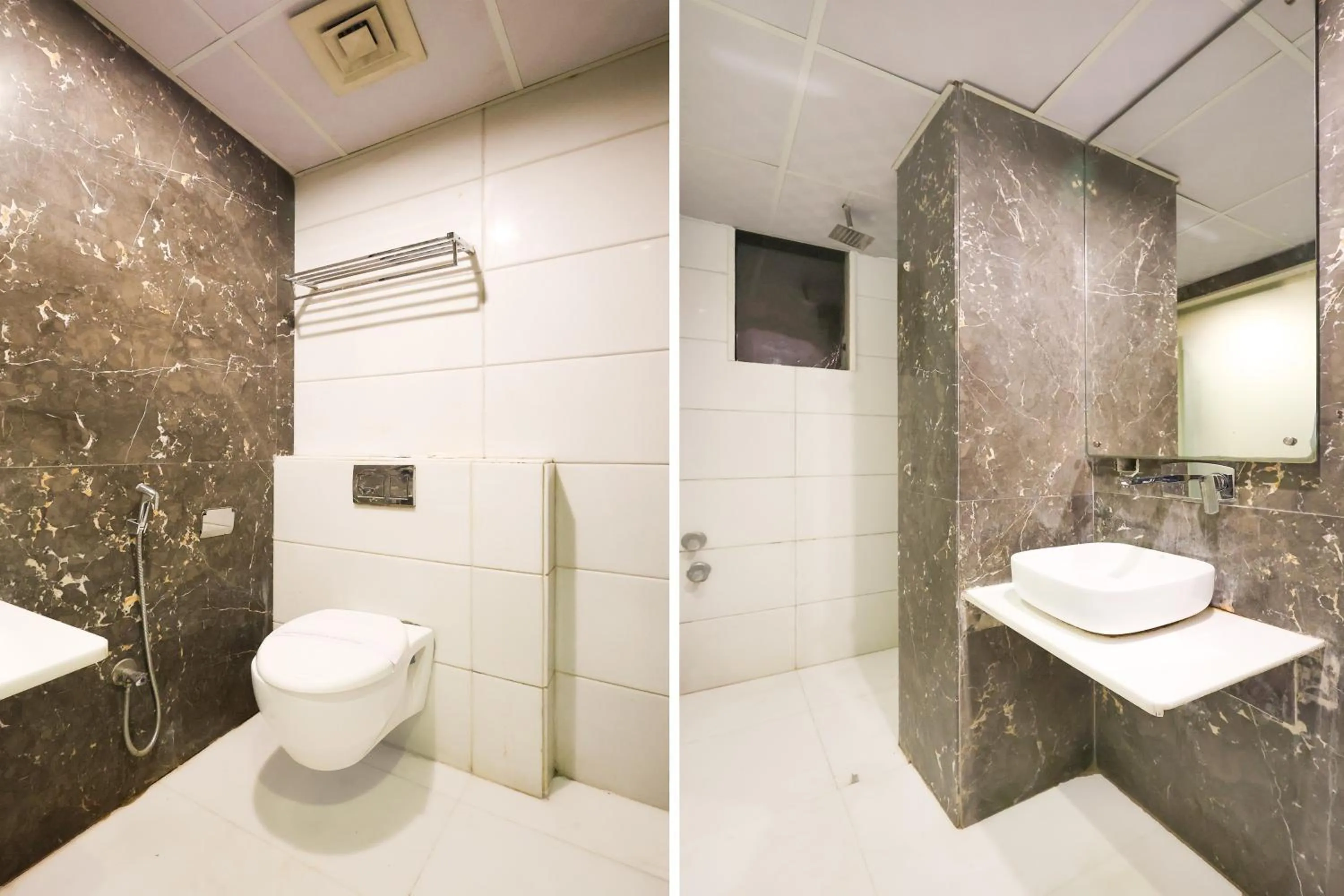 Bathroom in Super Townhouse Oak New Delhi Central Railway Junction Formerly Uppal International
