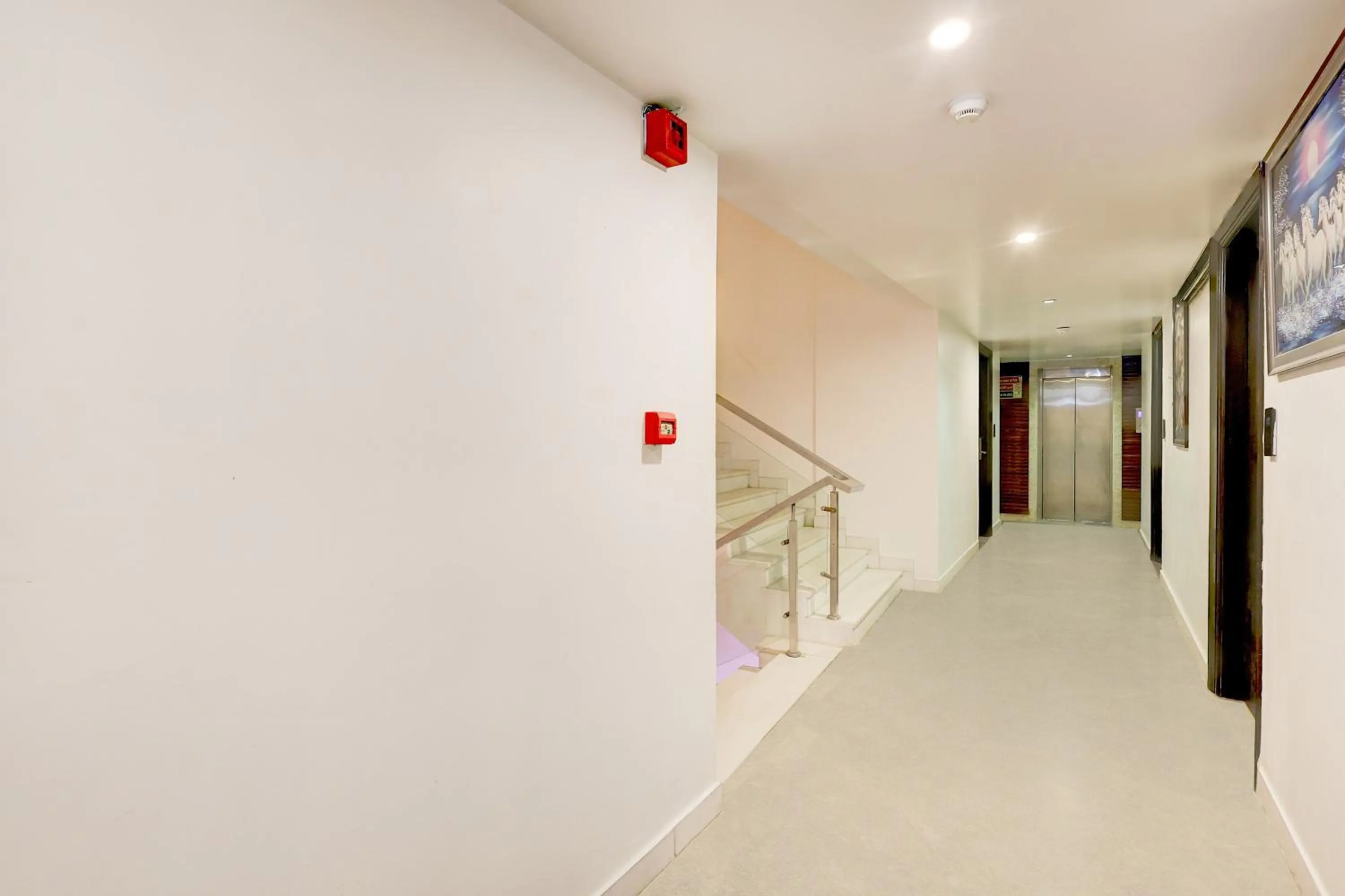 Lobby or reception in Super Townhouse Oak New Delhi Central Railway Junction Formerly Uppal International