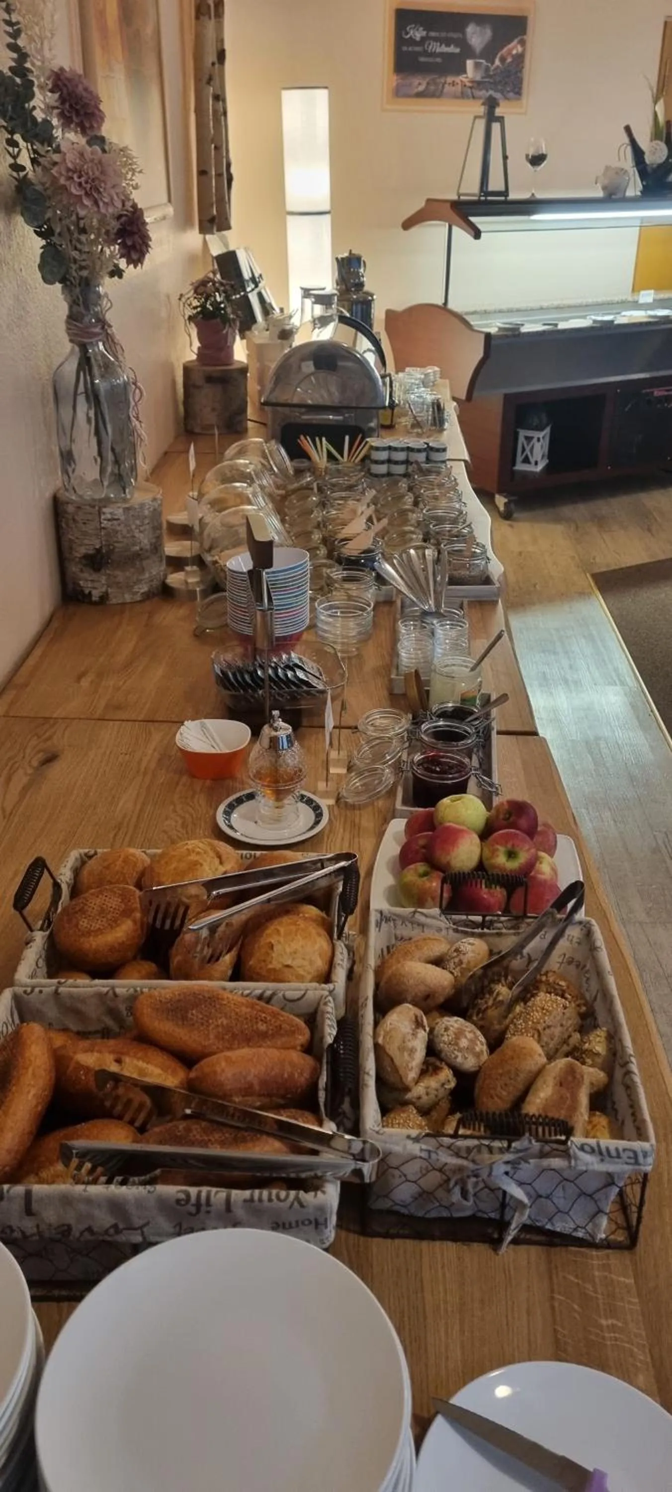 Buffet breakfast in Hotel Schober am Kurpark