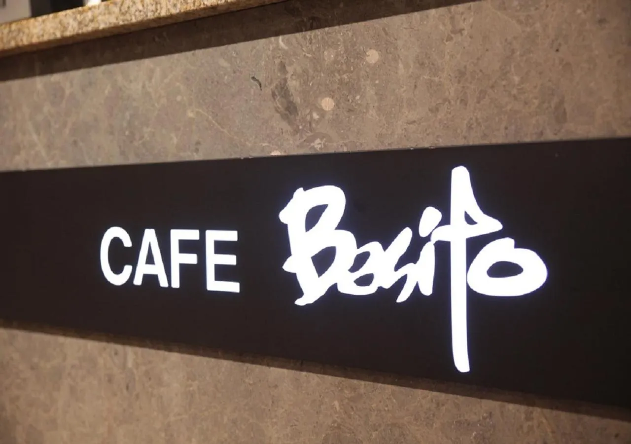 Restaurant/places to eat in The Koryo Hotel