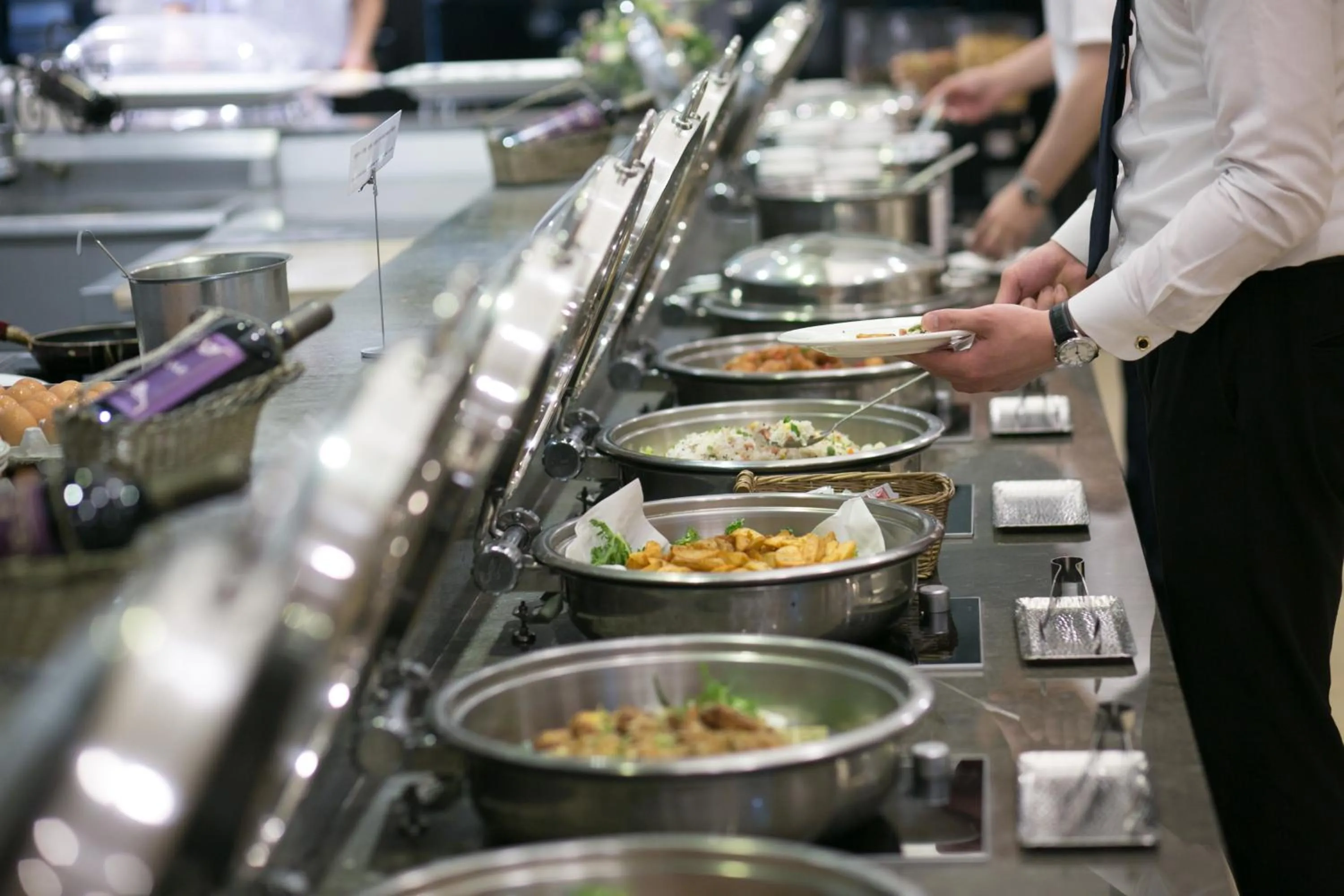 Buffet breakfast in The Koryo Hotel