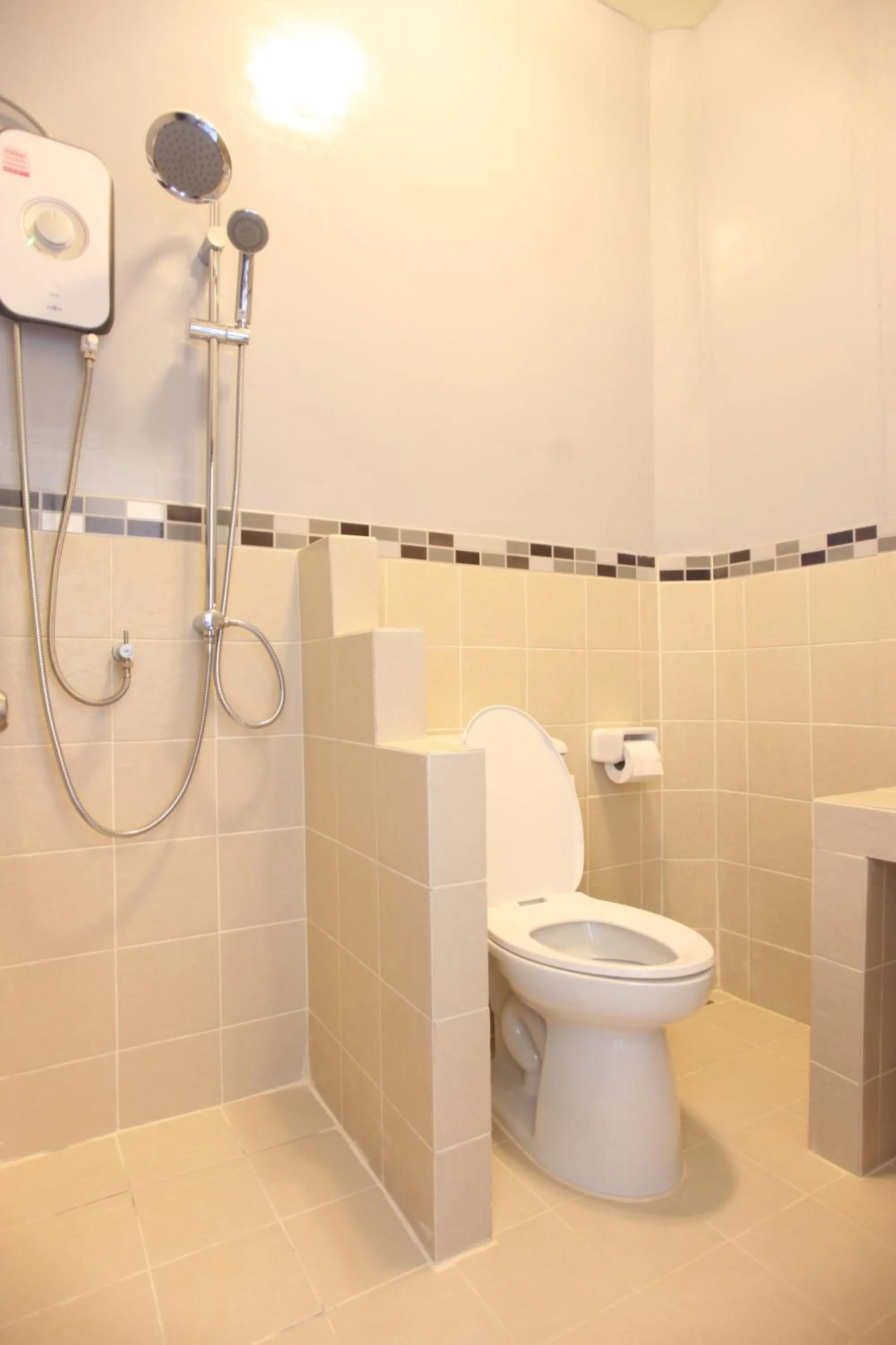 Toilet in Kongkam House