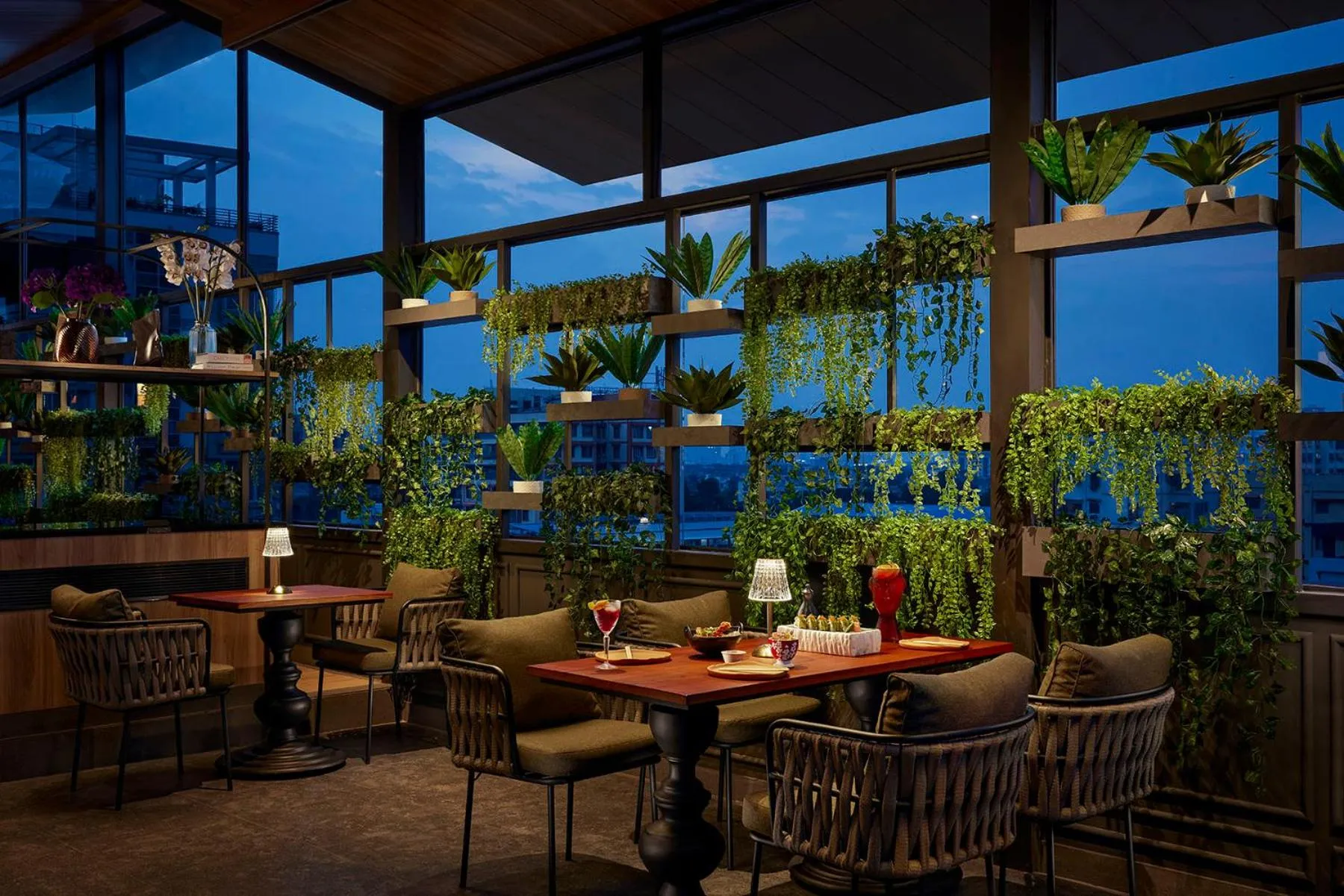 Restaurant/places to eat in Hyatt Centric Ballygunge Kolkata