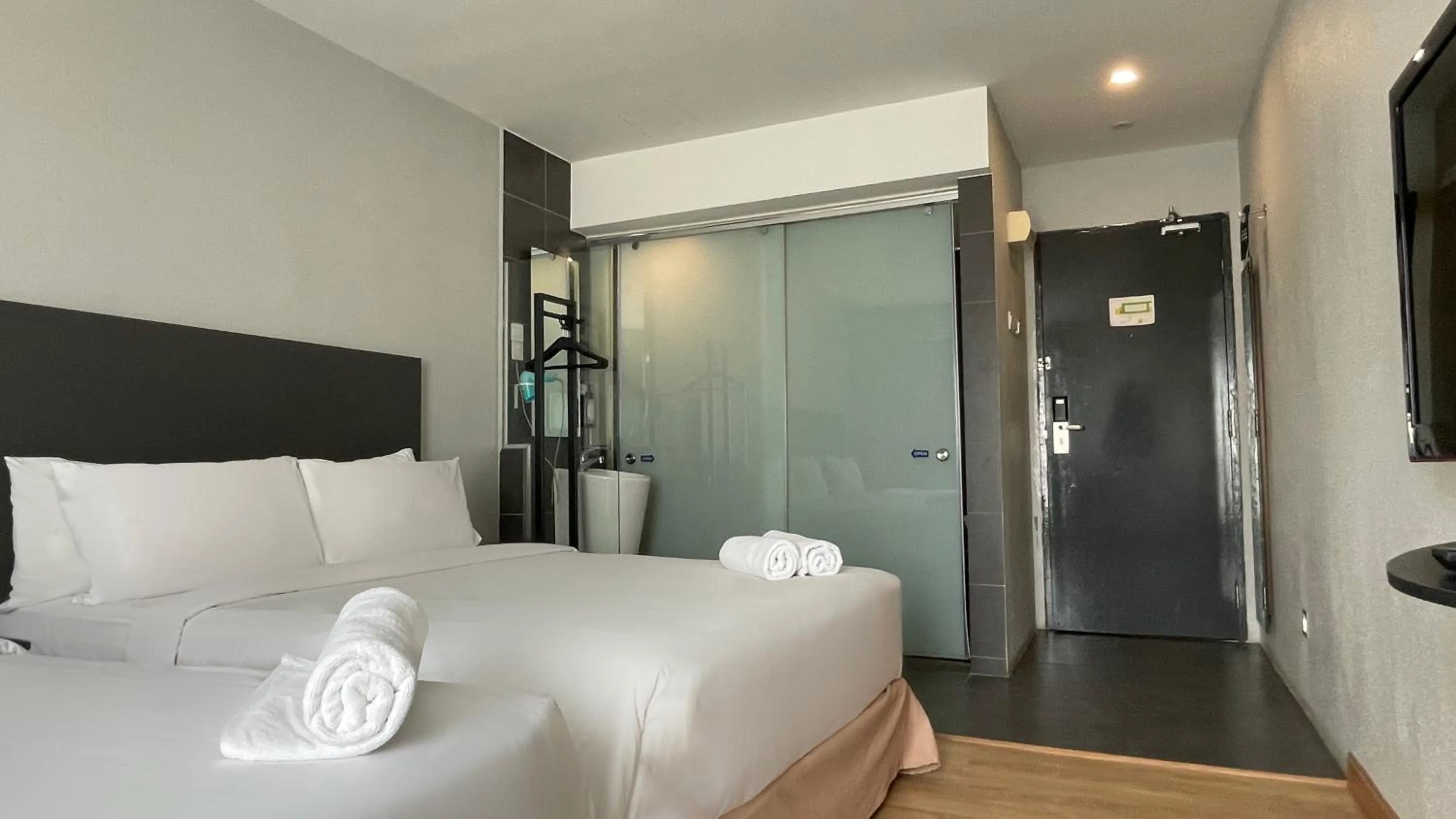 Bed in The Leverage Business Hotel - Rawang