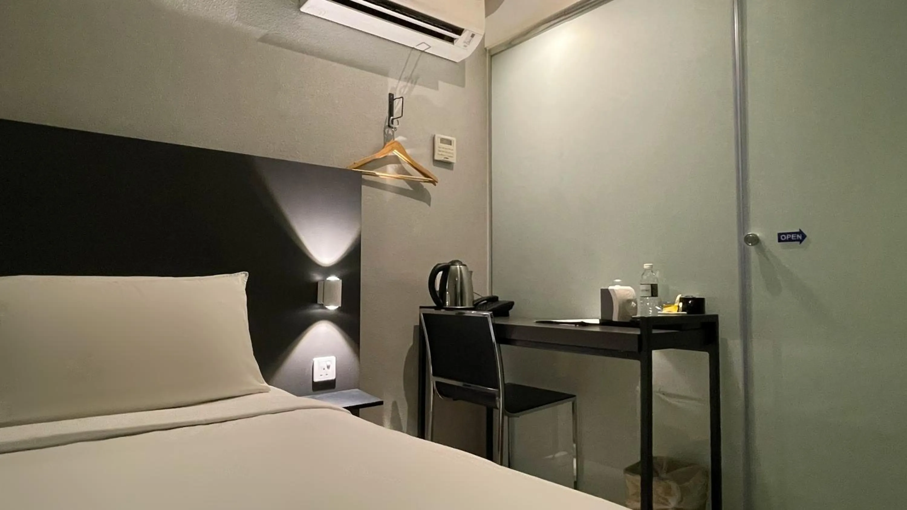 Bed in The Leverage Business Hotel - Rawang