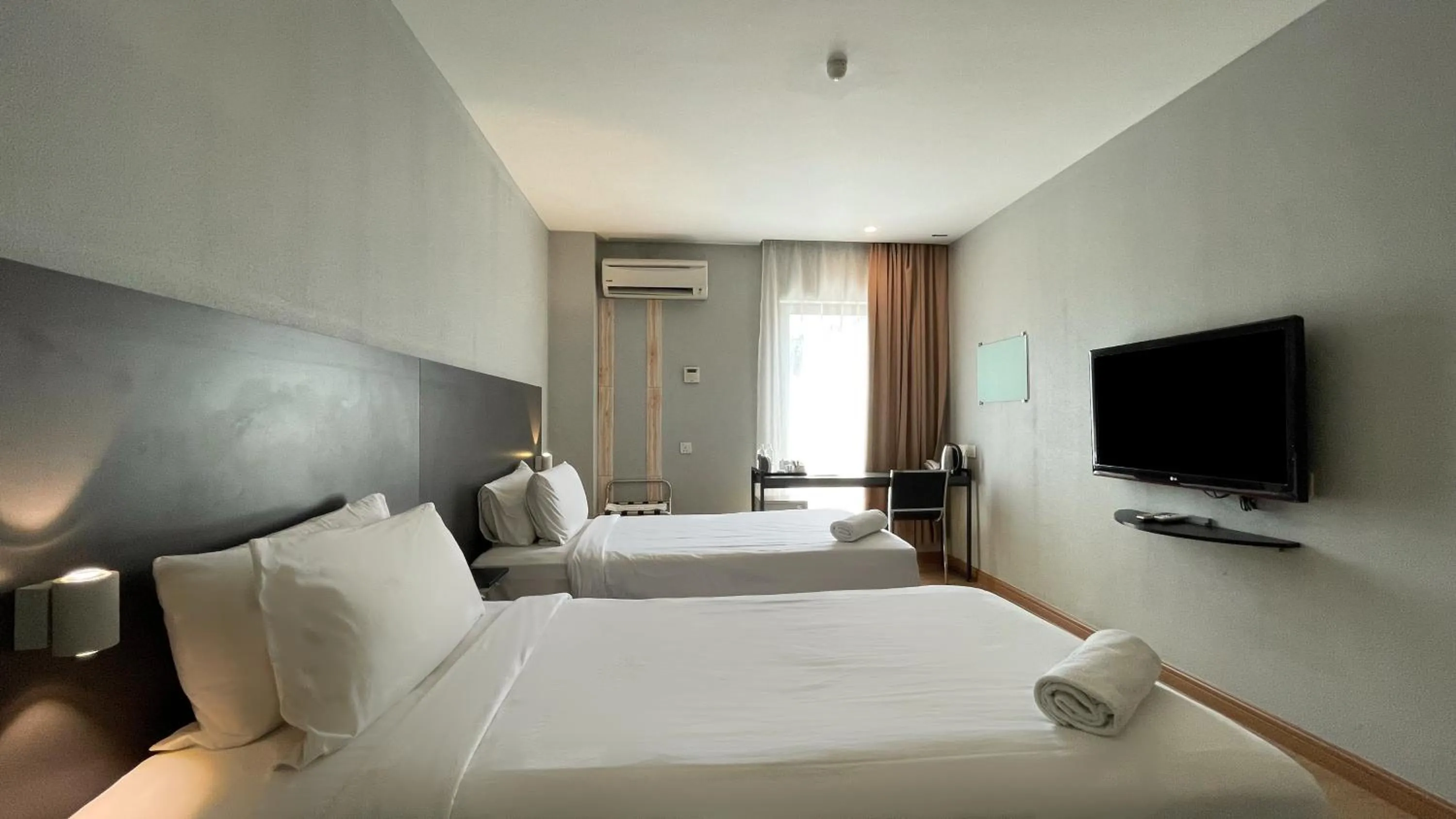 Bed in The Leverage Business Hotel - Rawang