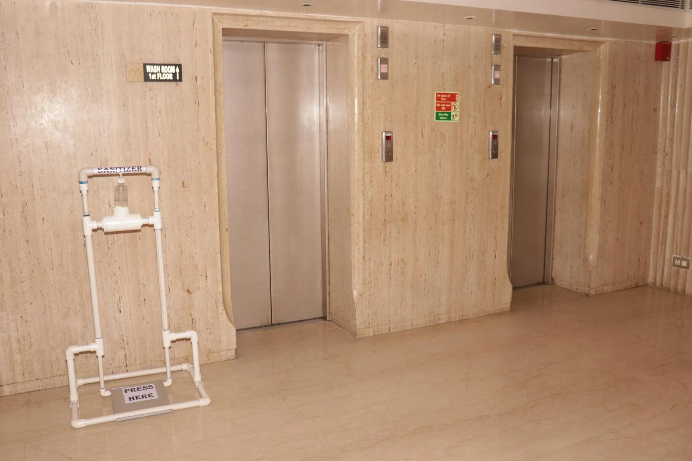 Lobby or reception in Monotel