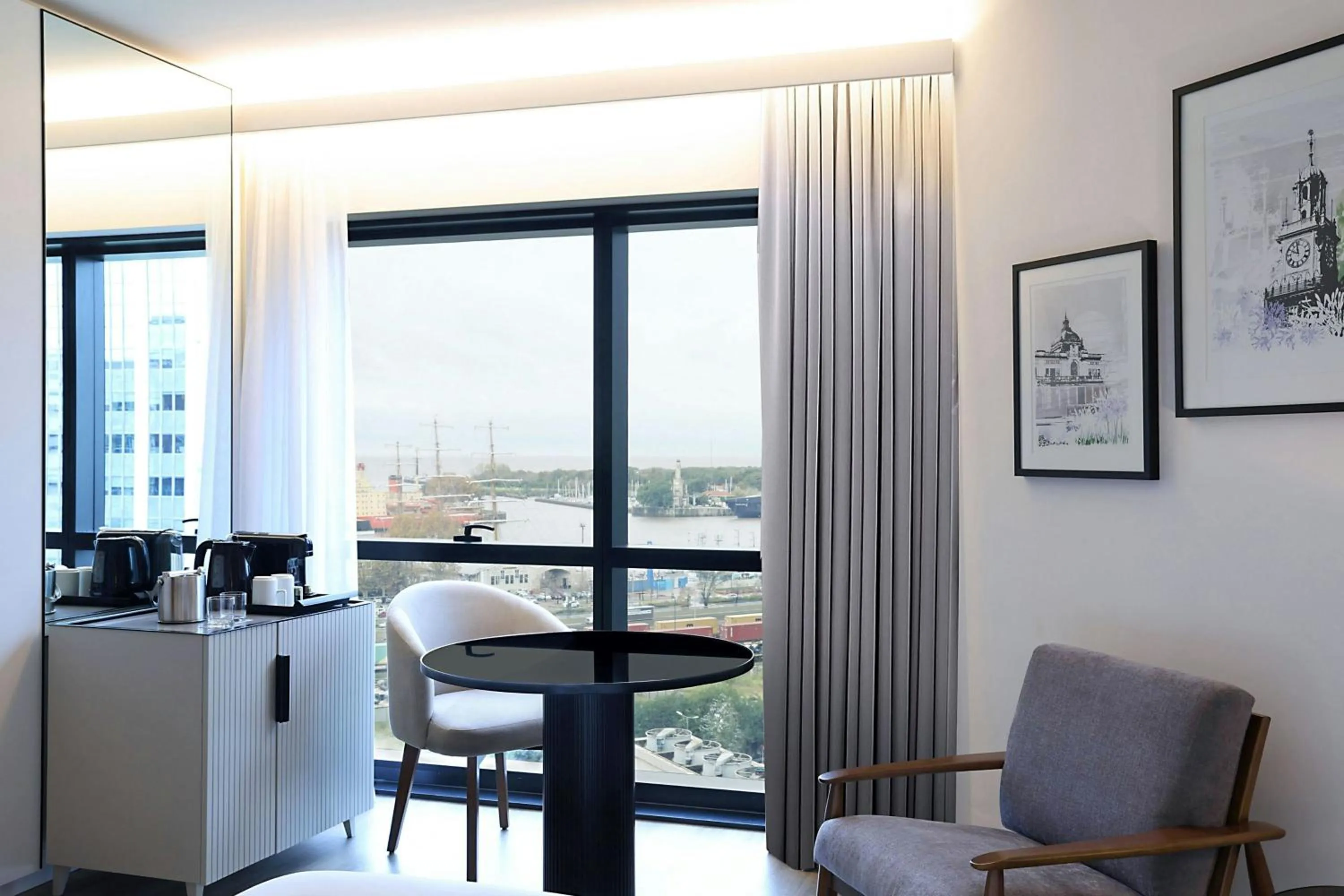 Photo of the whole room in Sheraton Buenos Aires Hotel & Convention Center