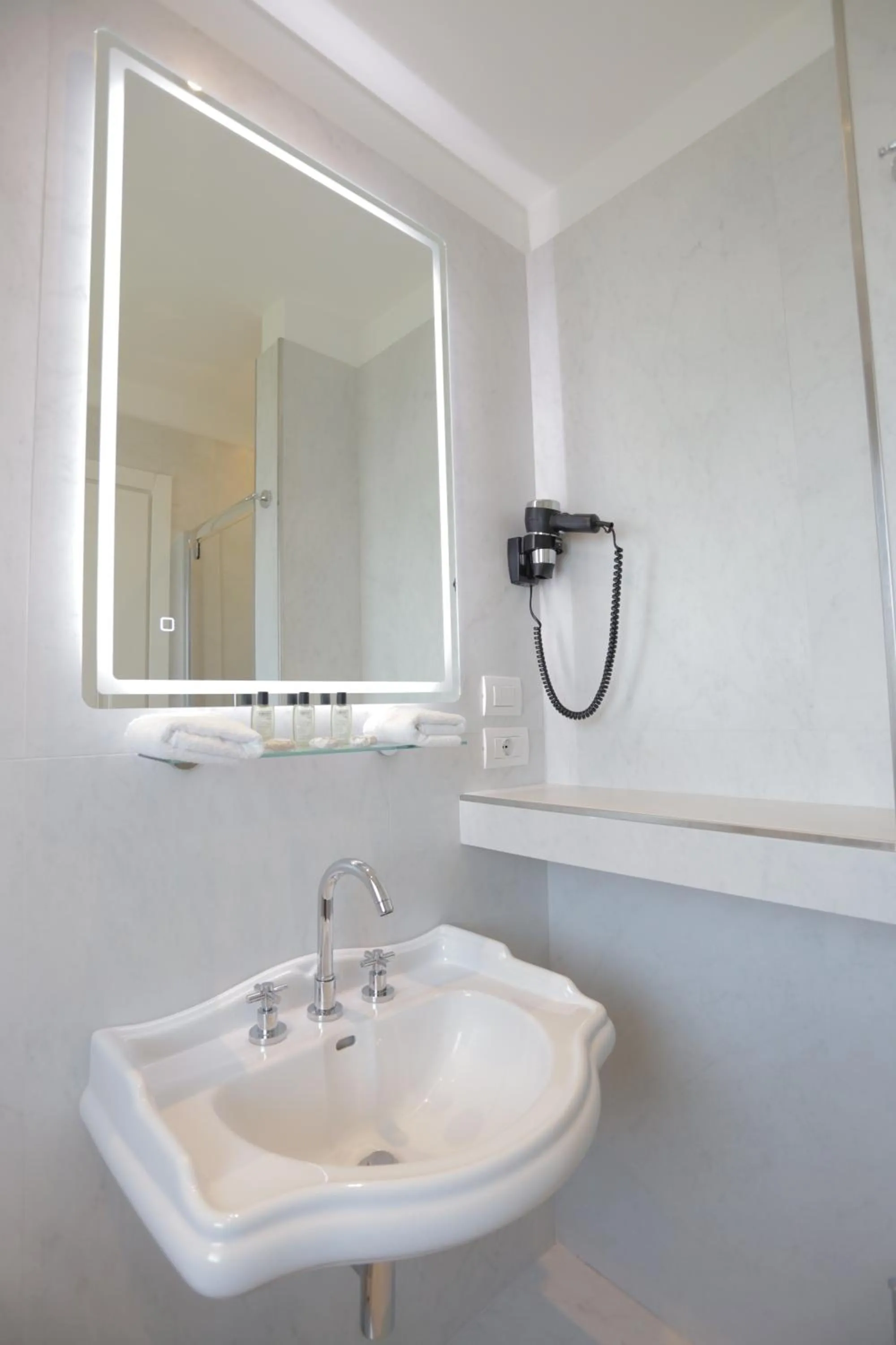 Bathroom in La Villetta Suite