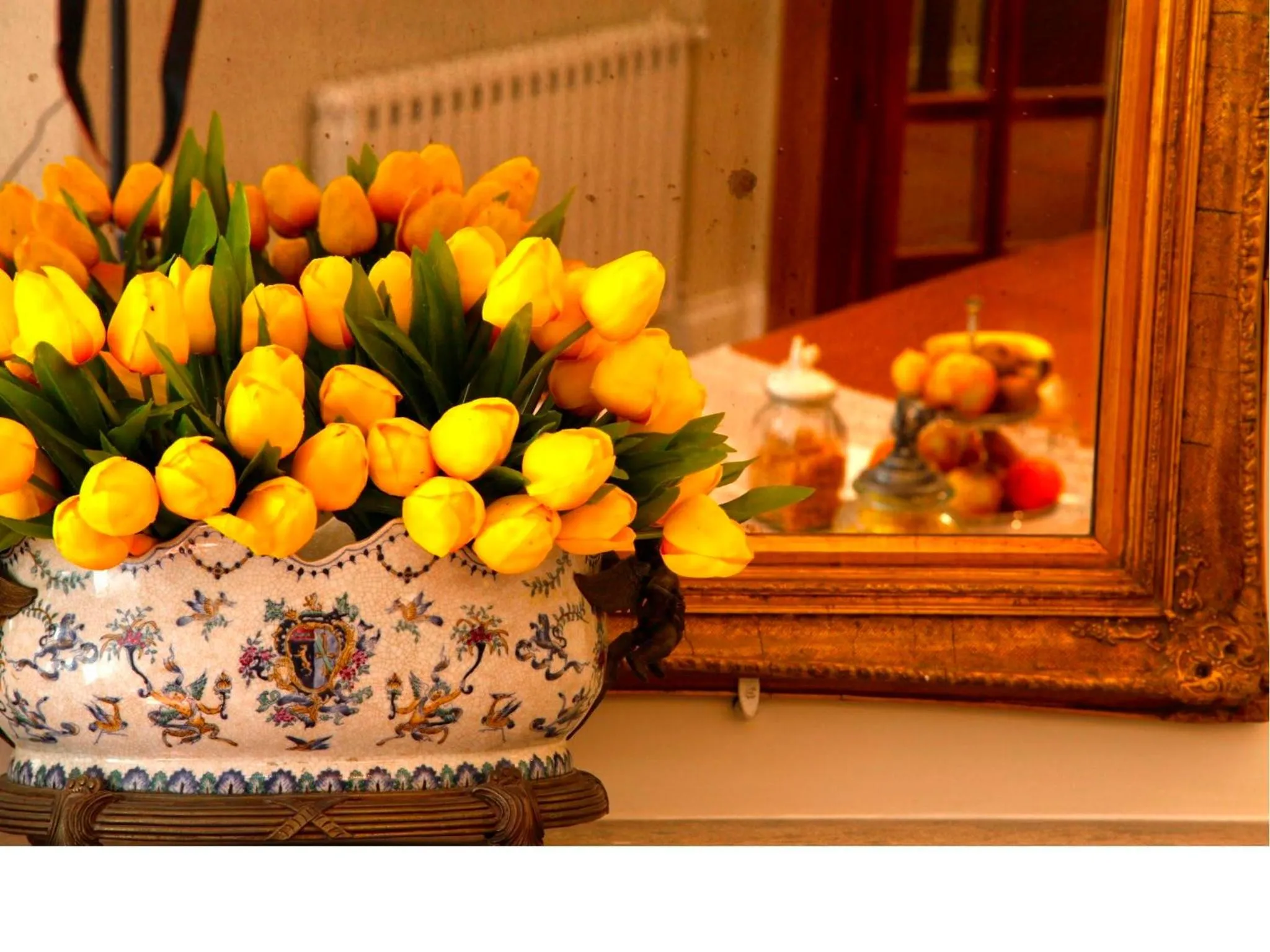 Decorative detail in La Villetta Suite