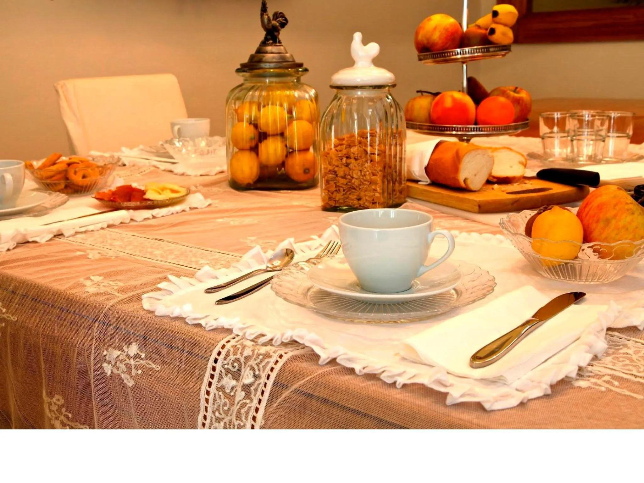 Restaurant/places to eat in La Villetta Suite